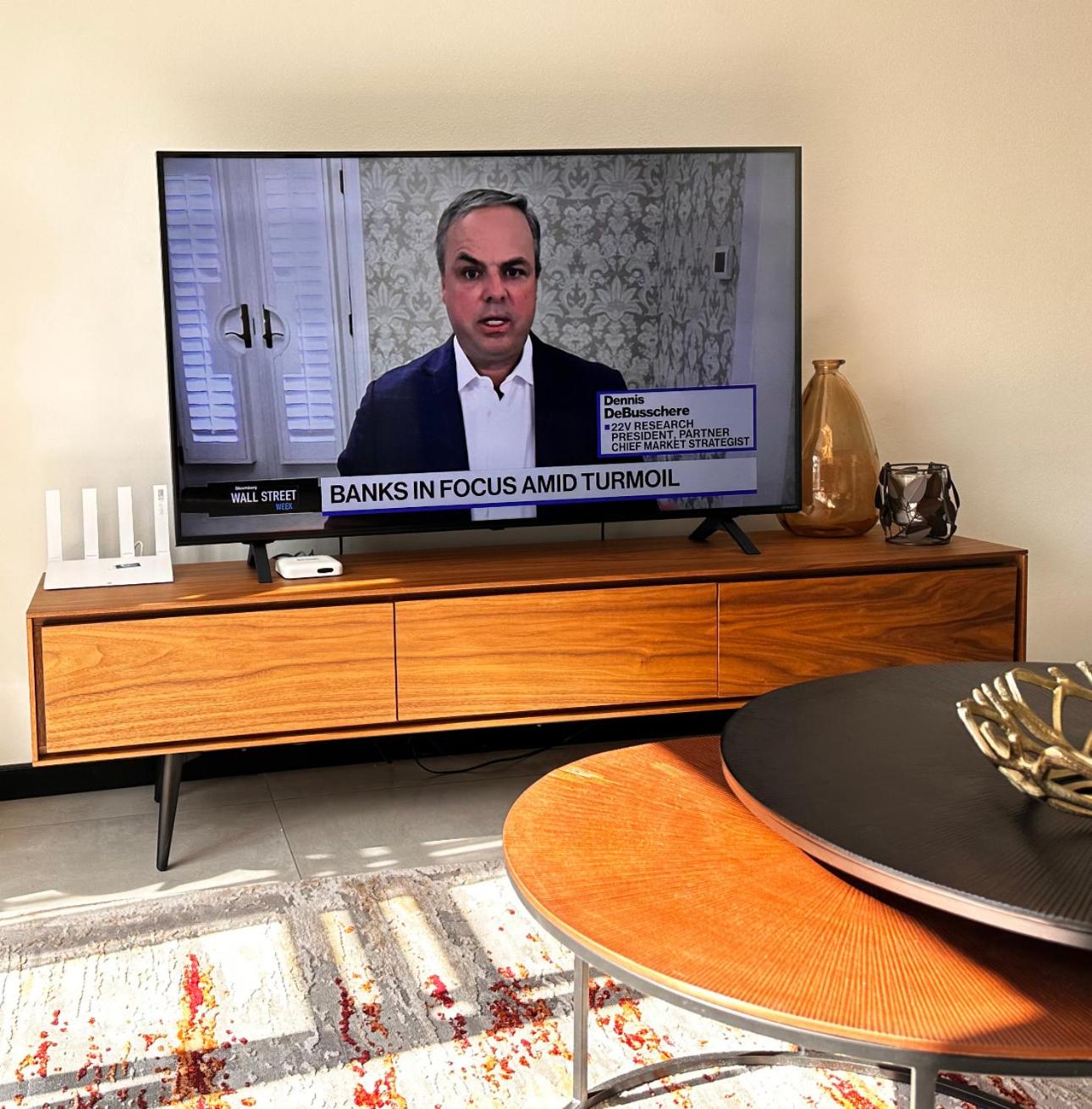 Stylish Executive Apartment with Power Backup