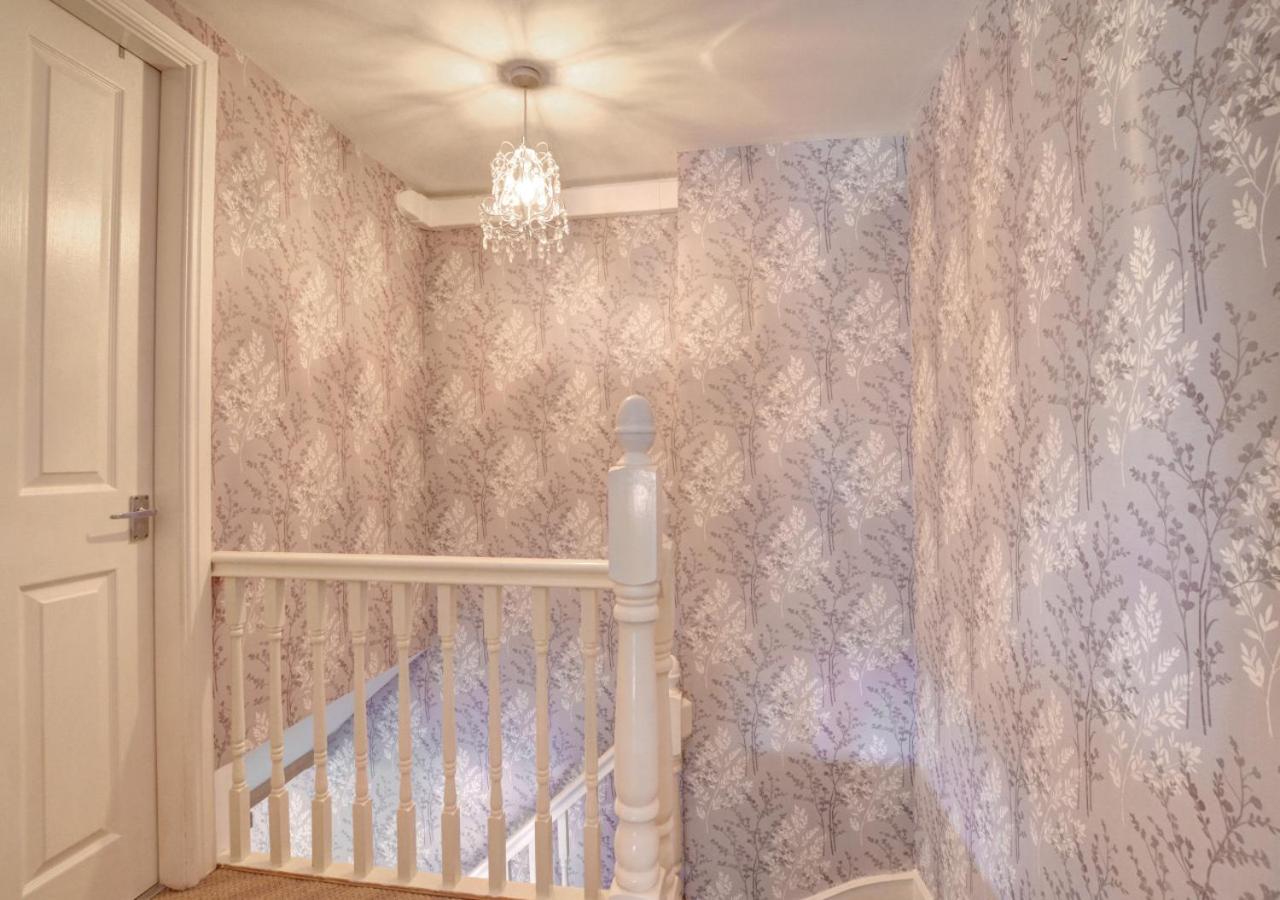 1 Bed in Whitby oc-w427