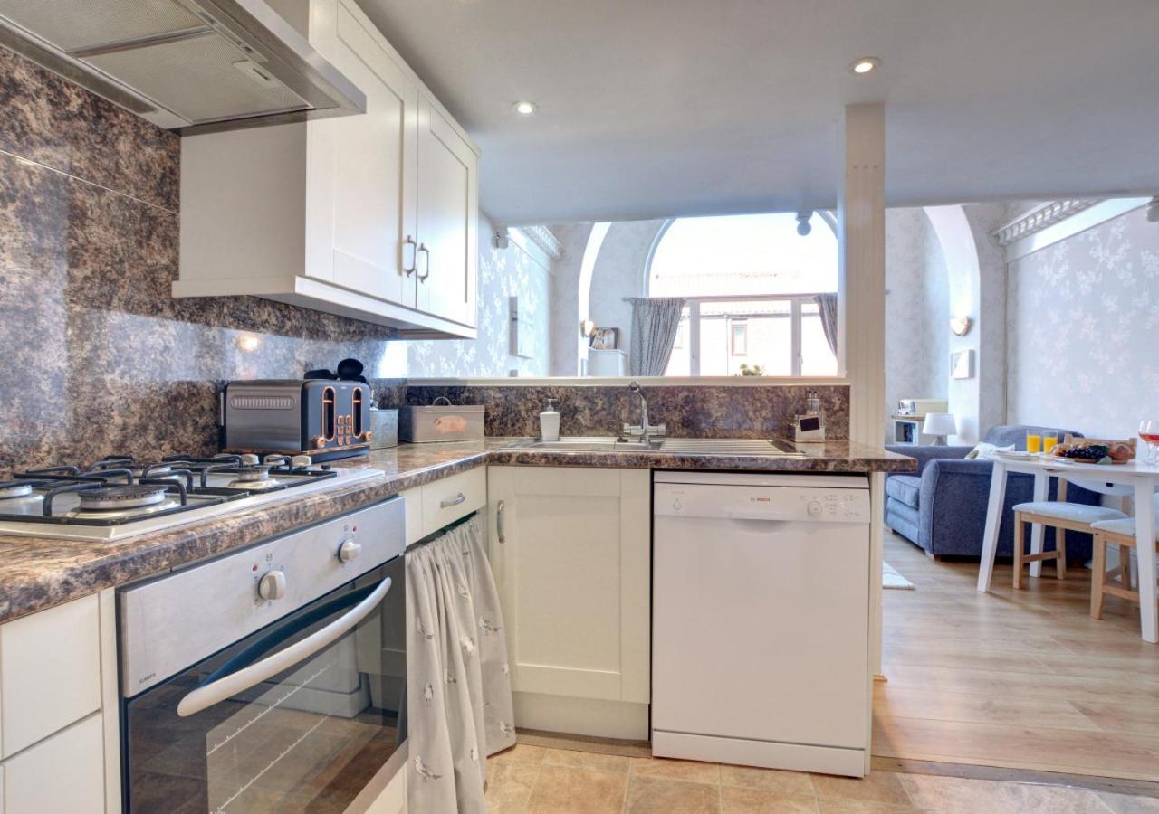 1 Bed in Whitby oc-w427