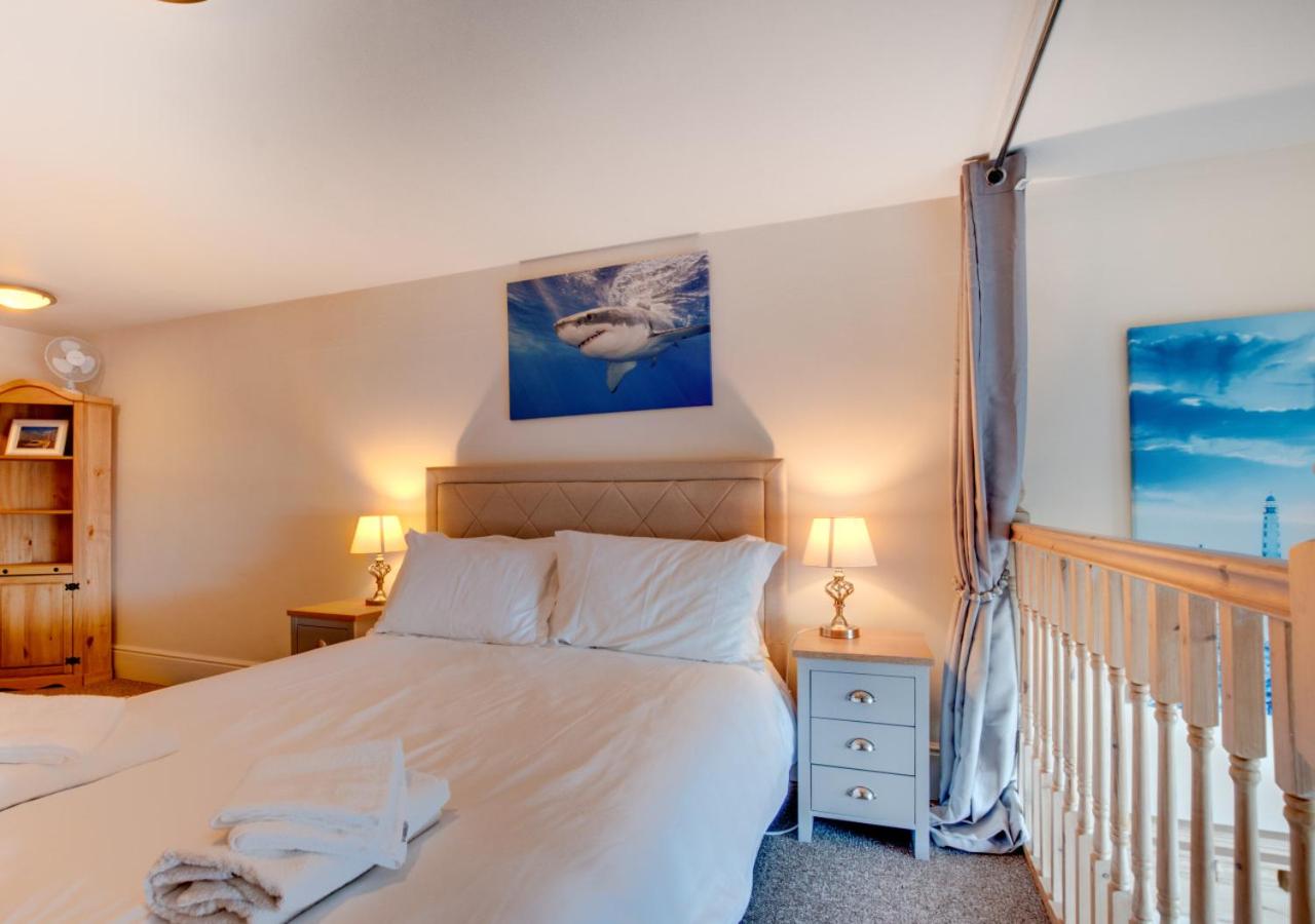 2 Bed in Whitby oc-w507 view 5