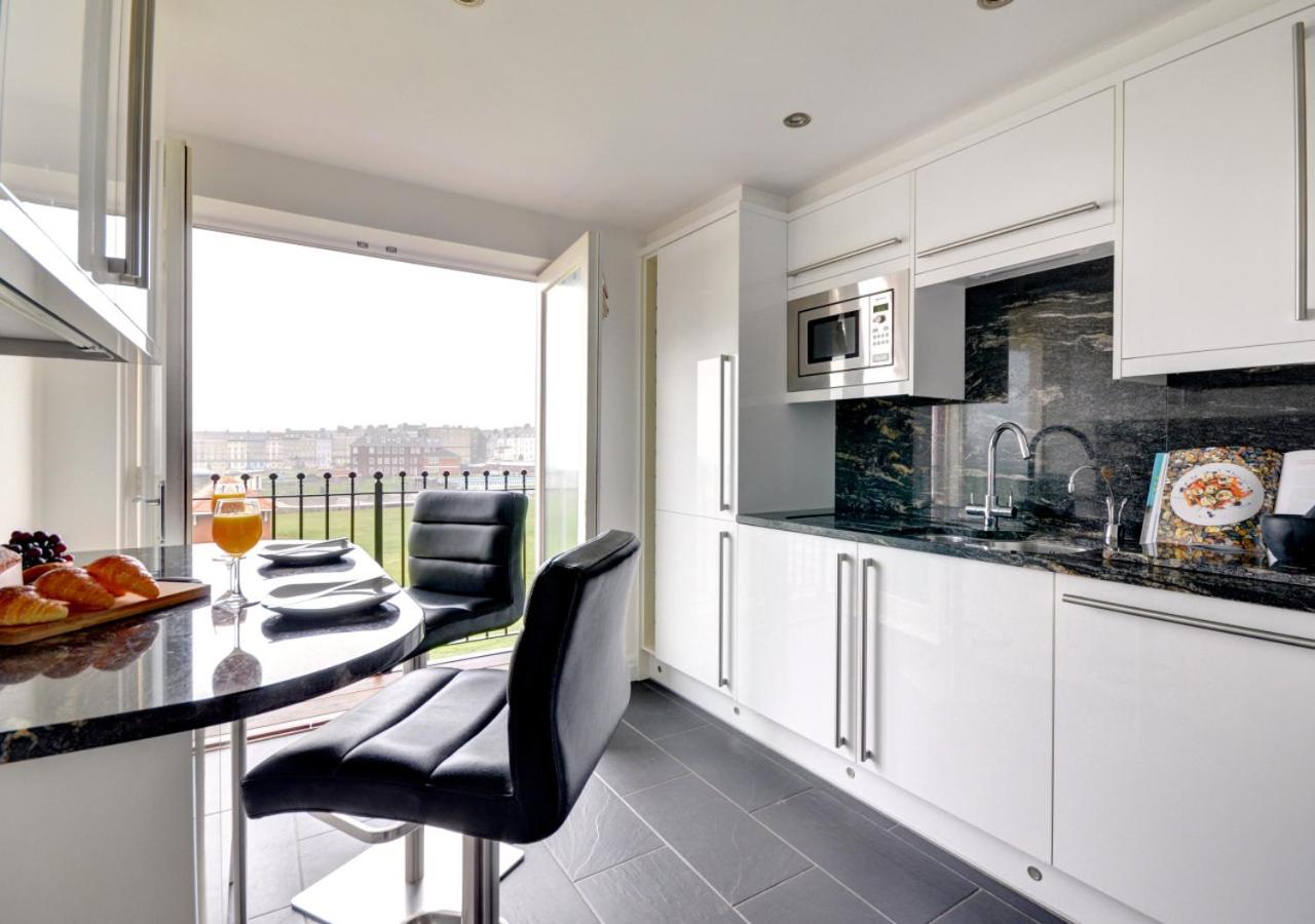 2 Bed in Whitby oc-w408