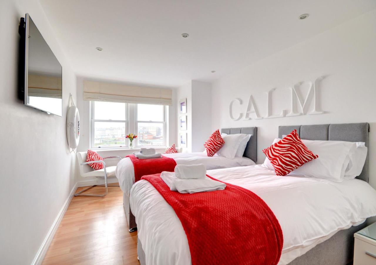 2 Bed in Whitby oc-w408
