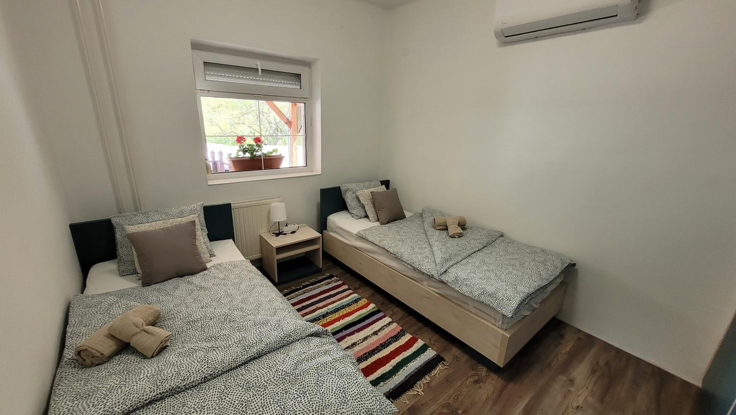 Gyöngyike Apartmanház Vonyarcvashegy