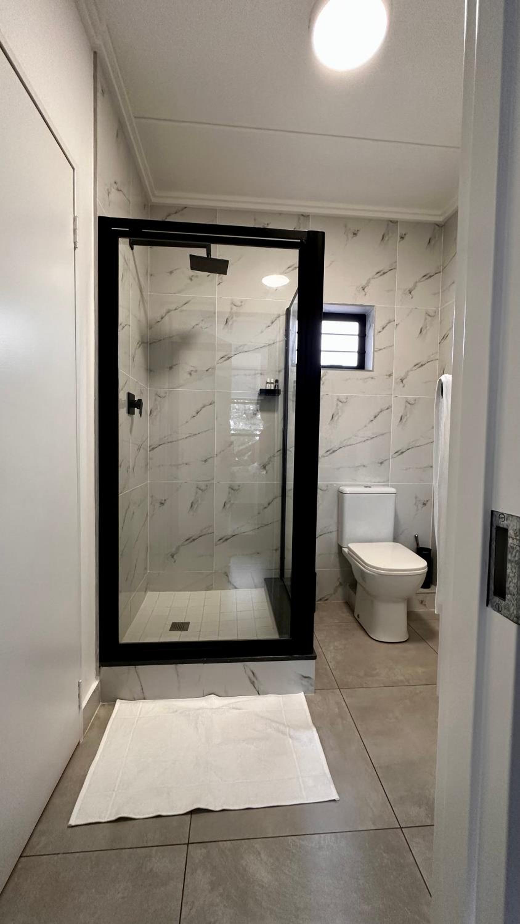 Stylish Executive Apartment with Power Backup
