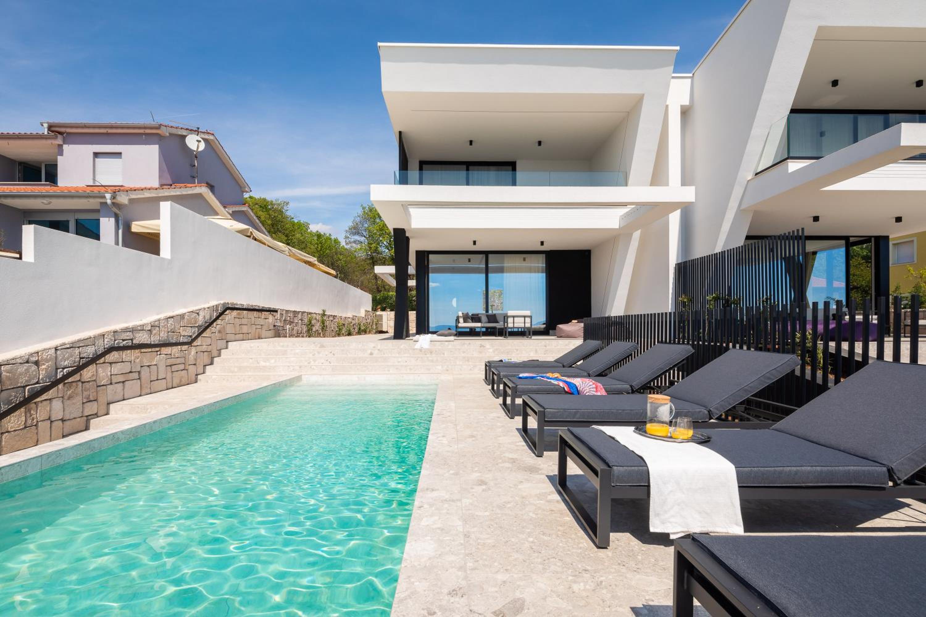 Luxury Villa Ole with Pool