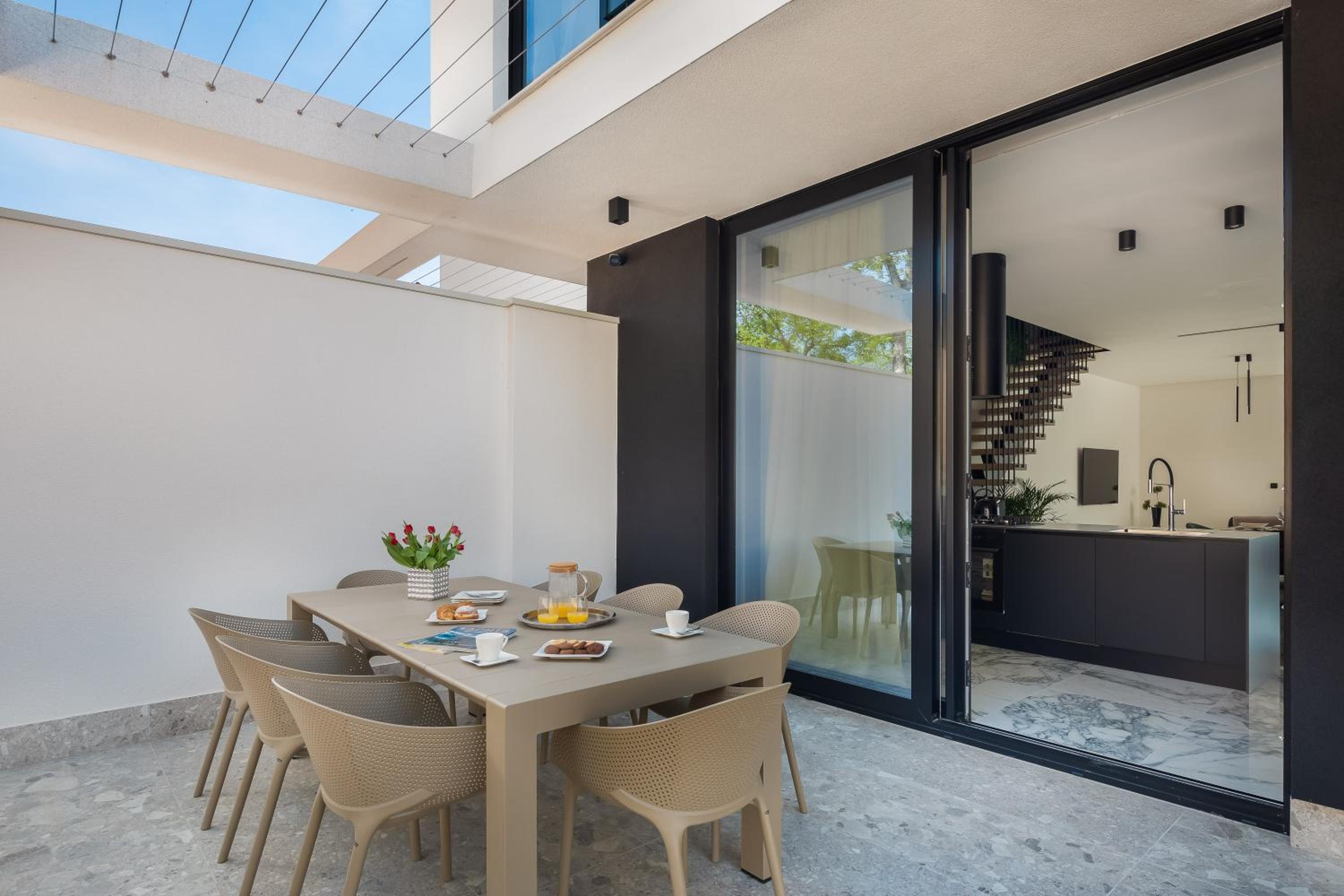 Luxury Villa Ole with Pool