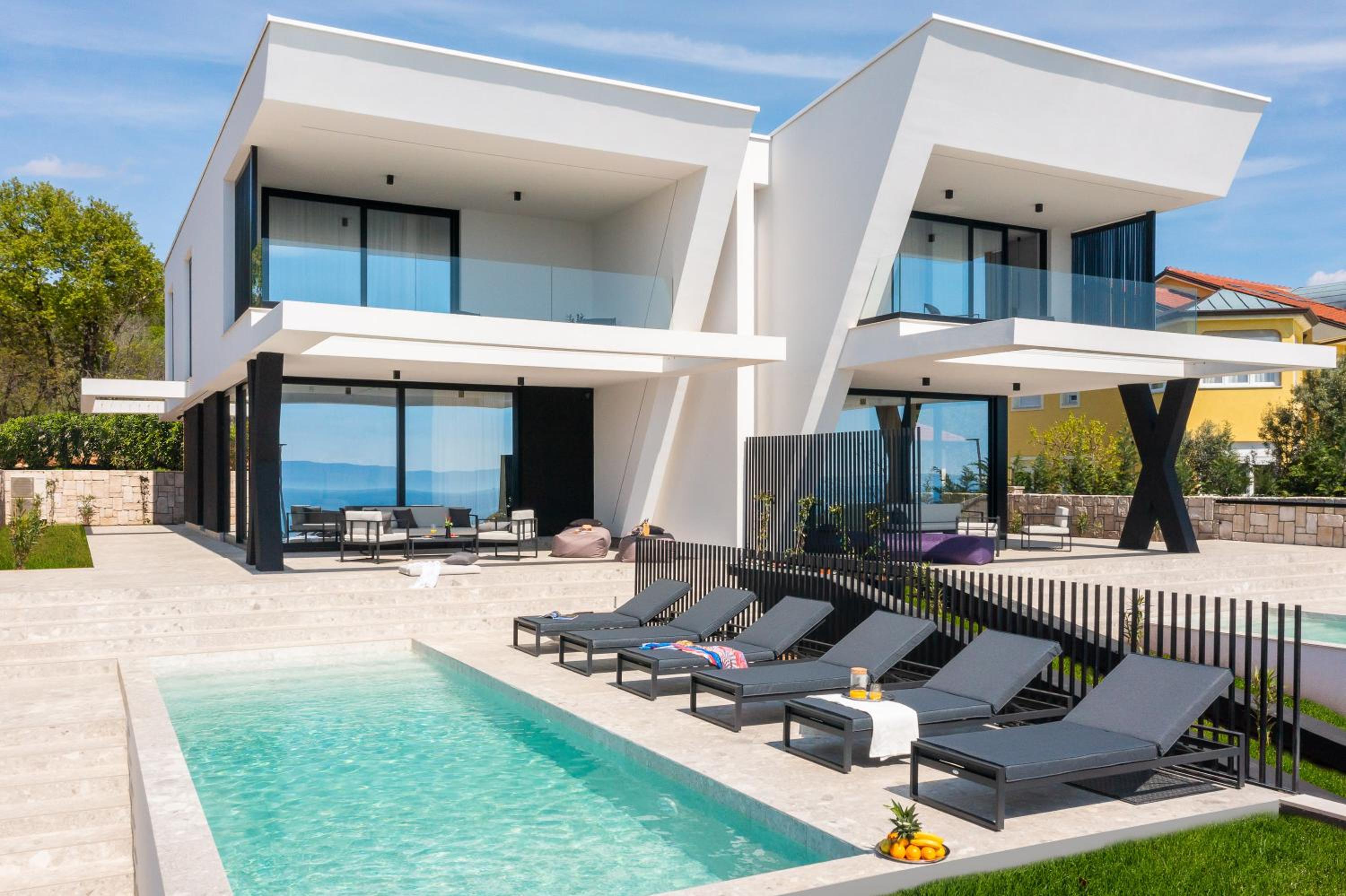 Luxury Villa Ole with Pool