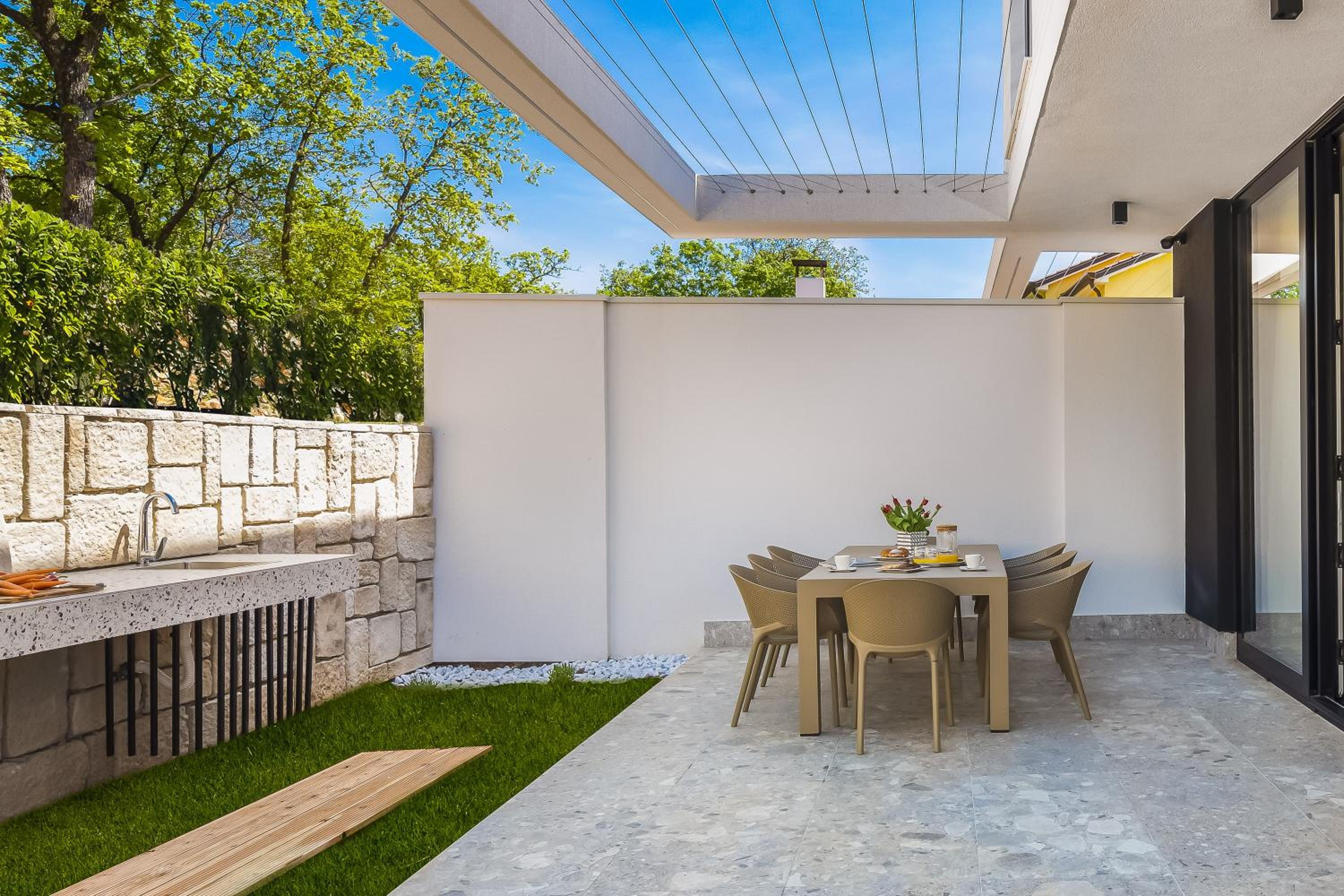 Luxury Villa Ole with Pool