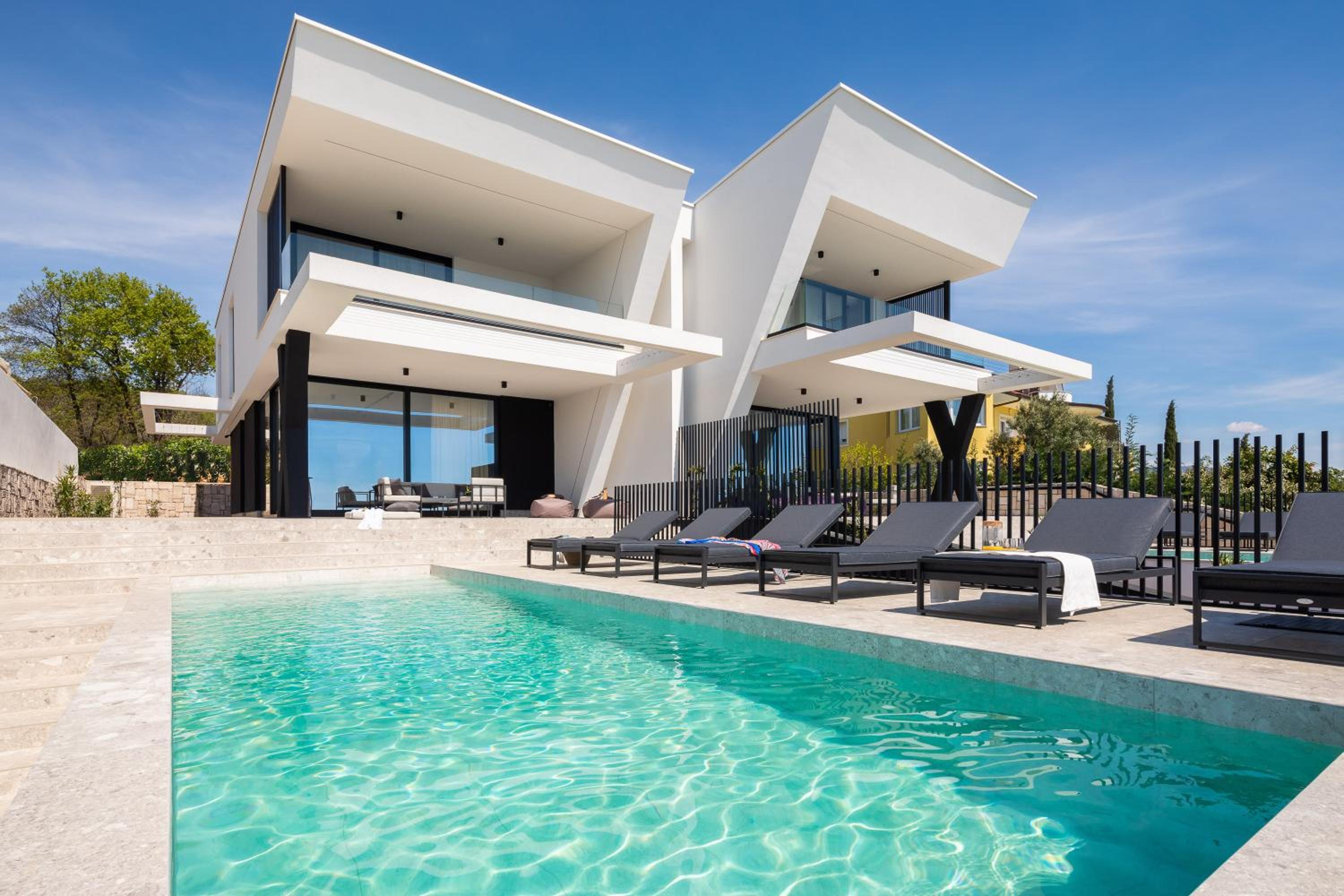 Luxury Villa Ole with Pool