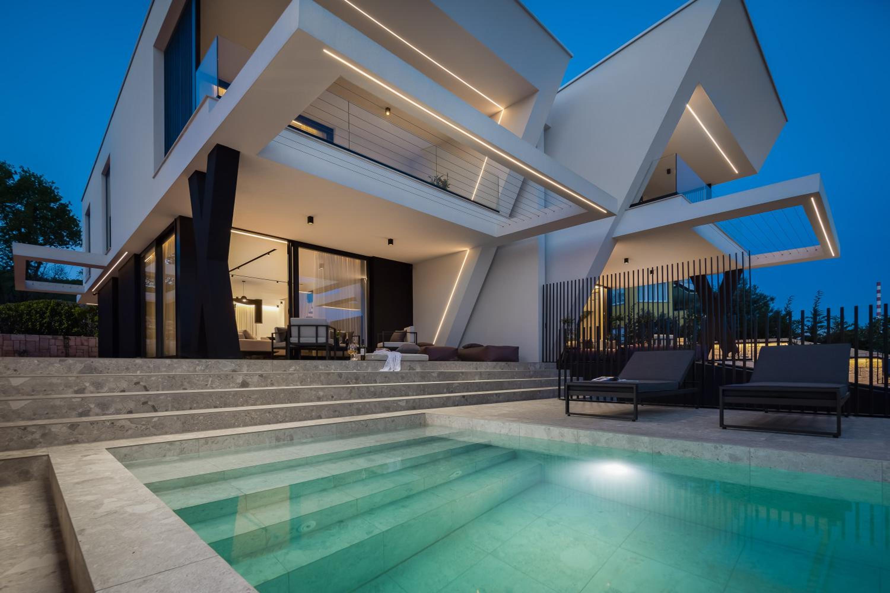 Luxury Villa Ole with Pool