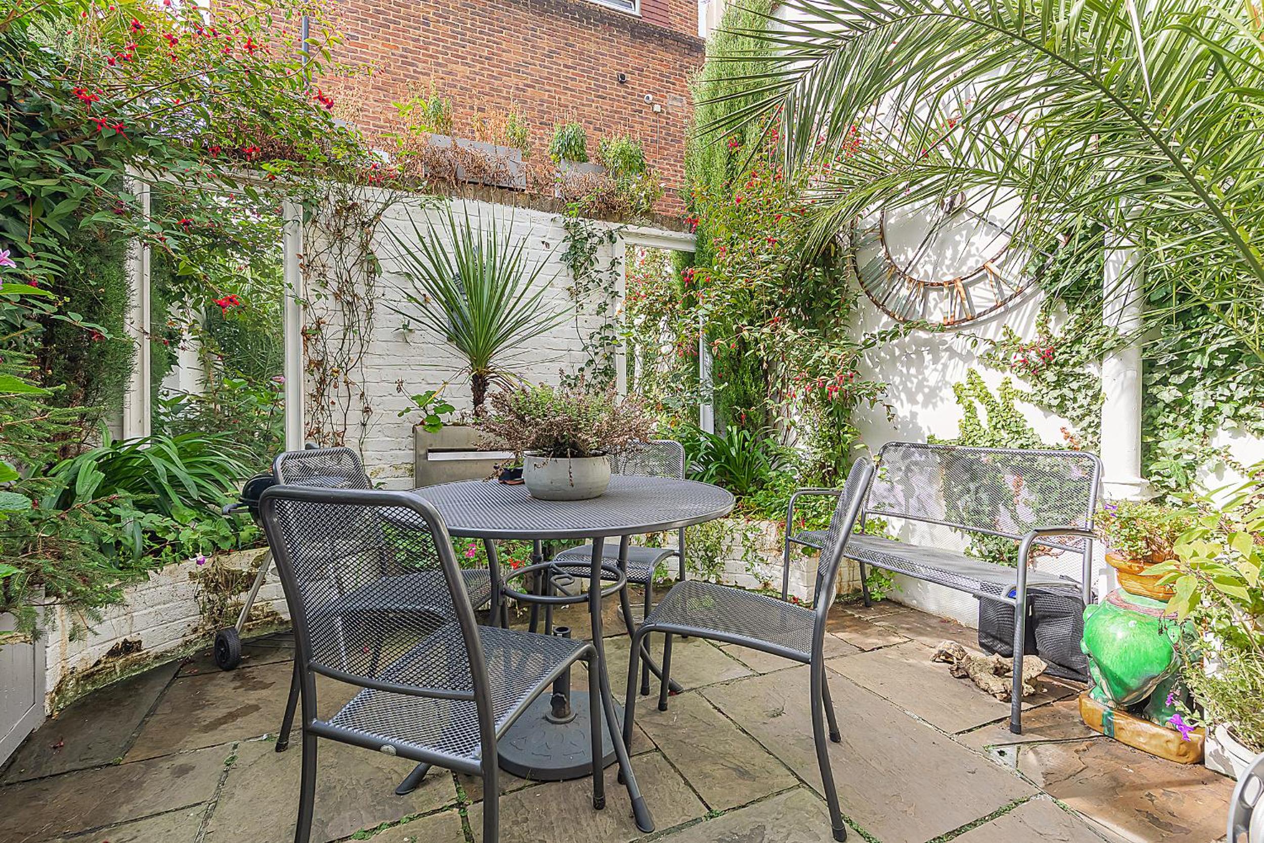 Veeve - Heart of Hampstead