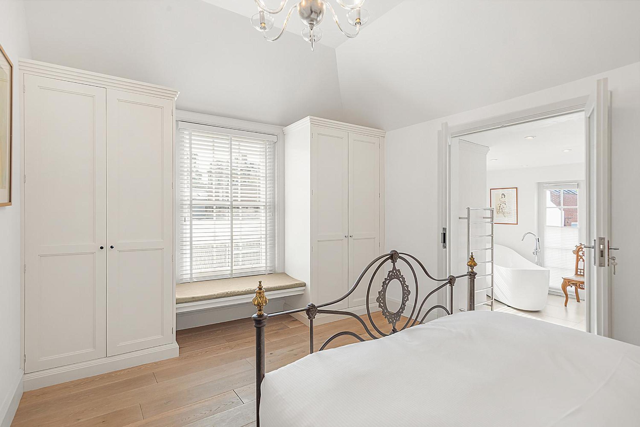 Veeve - Heart of Hampstead