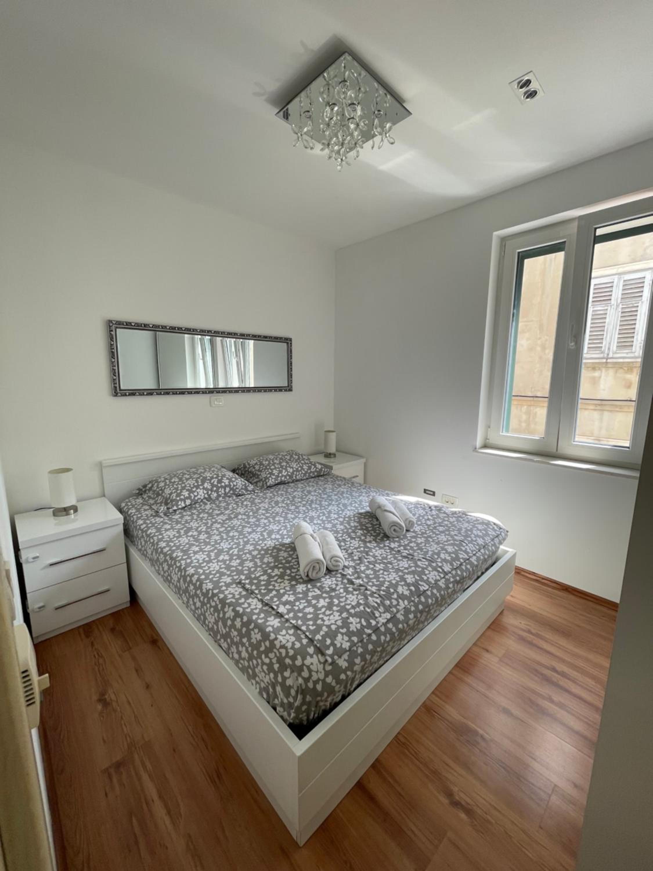 Apartment Jelin dvor 3+2, Bacvice, Split en Split — bedroom