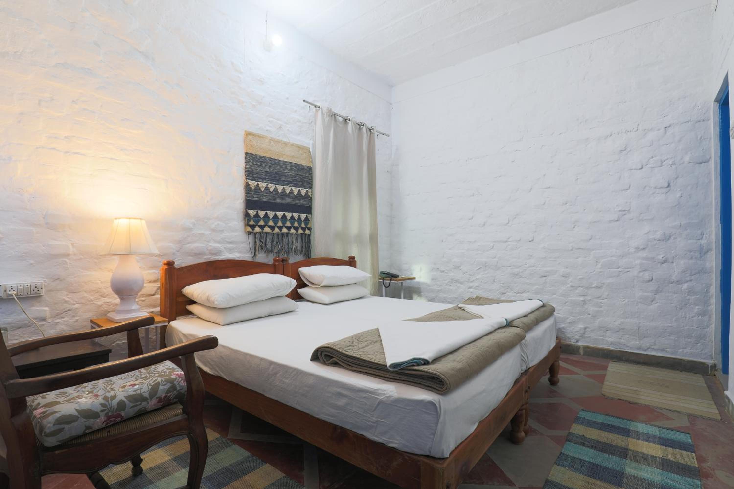 MANJARI RESORT