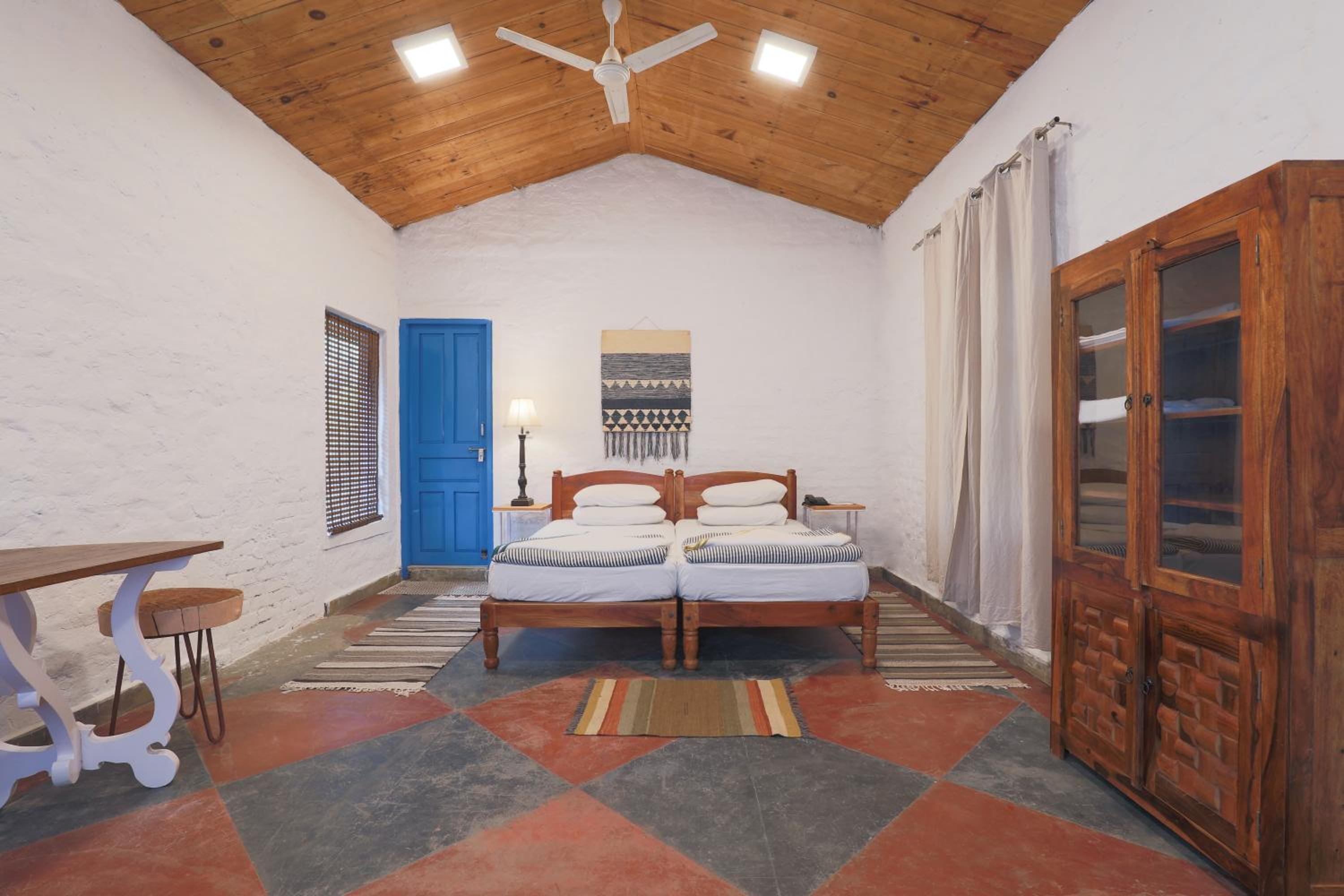 MANJARI RESORT