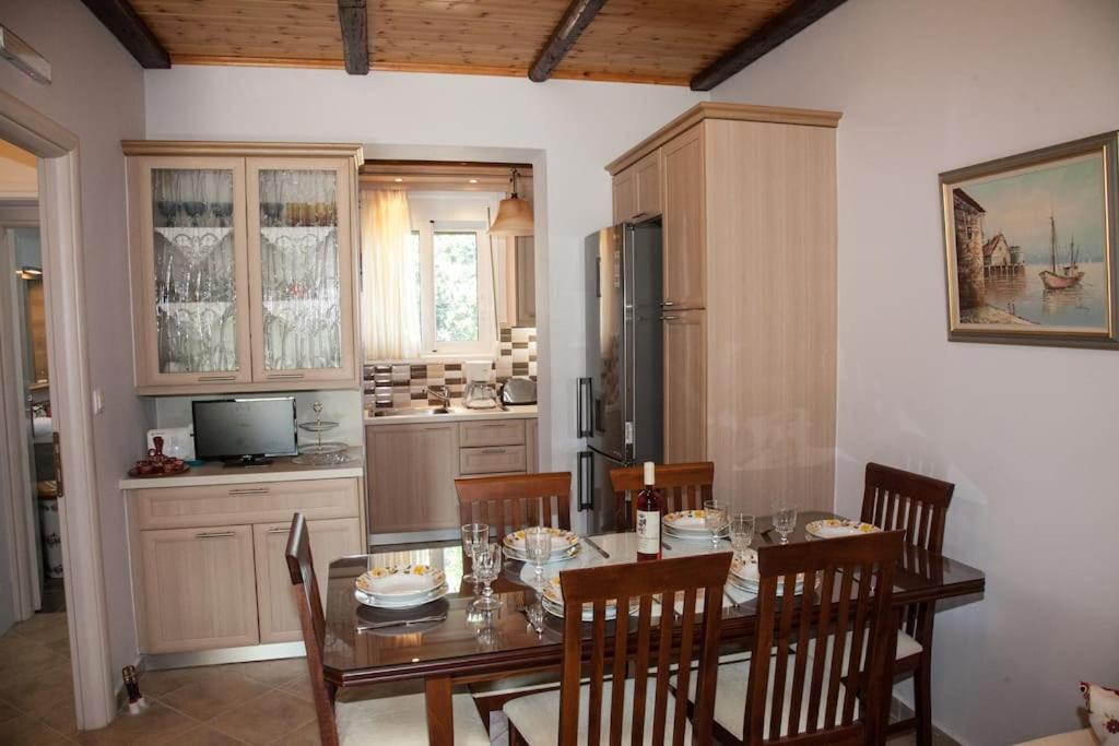 Irini's Traditional Kefalonian House view 5