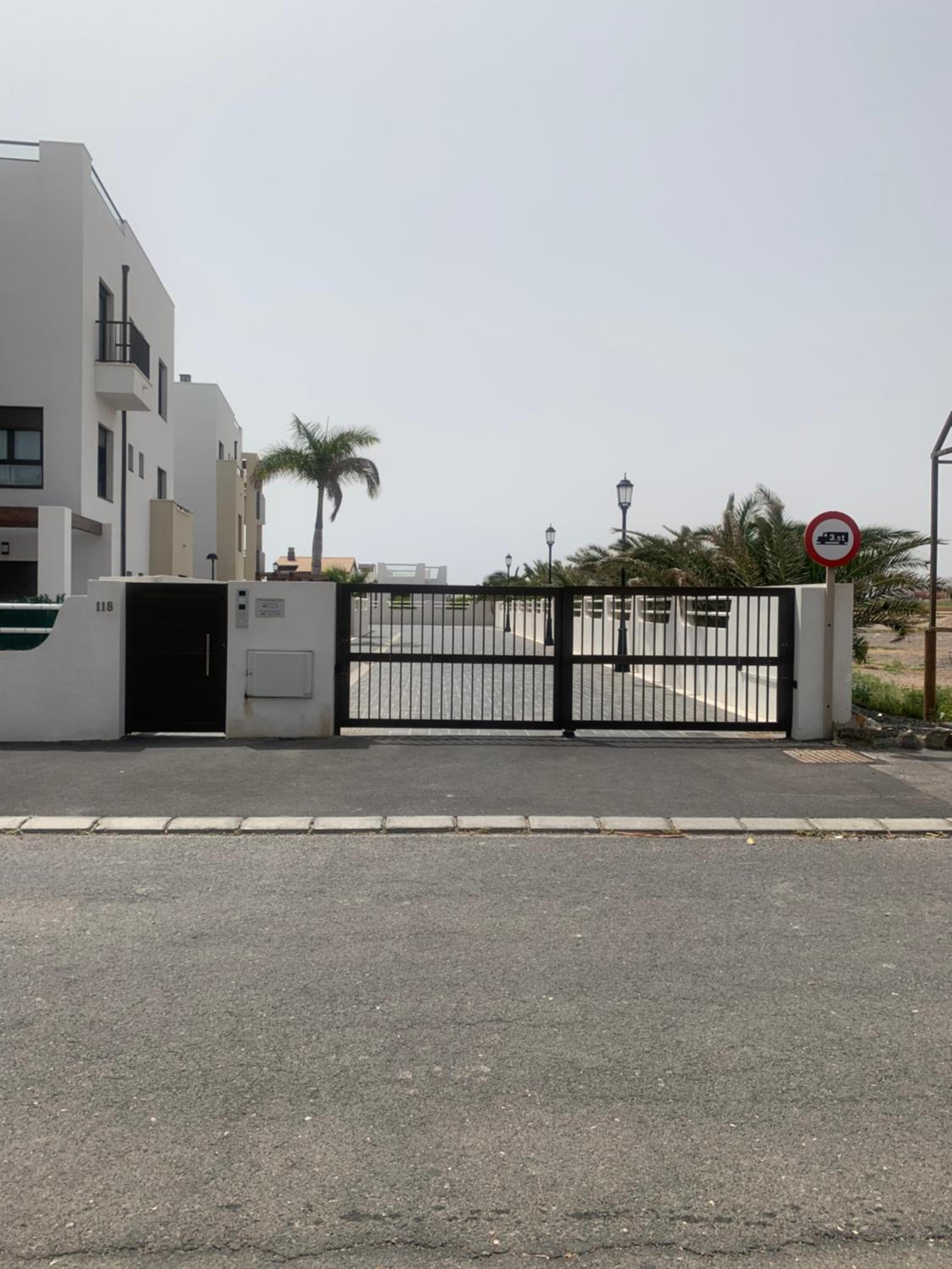 Sunny Luxury Apartment with two great sunny - level terraces, two swimming pools, in a new complex Pueblo Majorero, close to Fuerteventura Golf Club, next  view 4