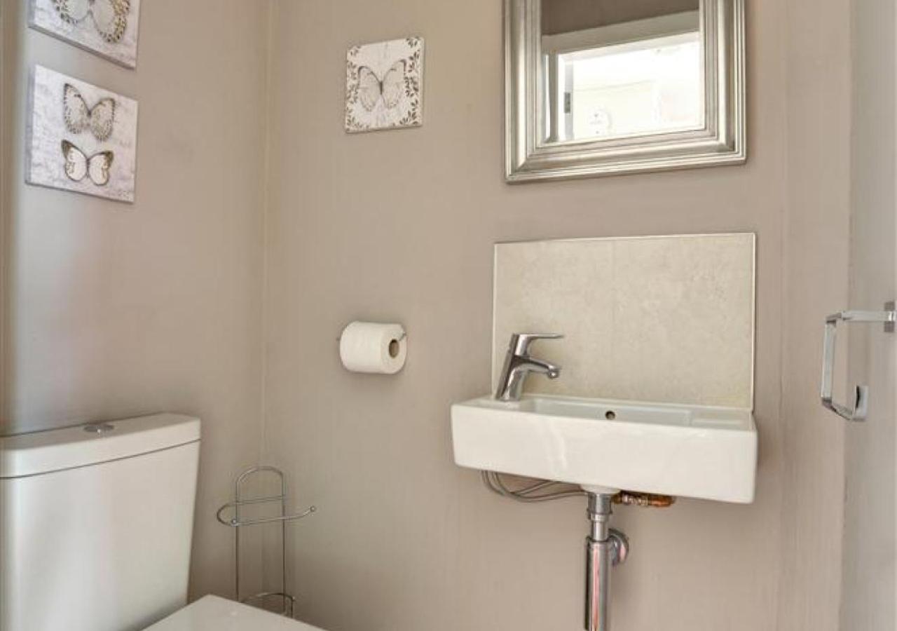 Rockley Cottage
