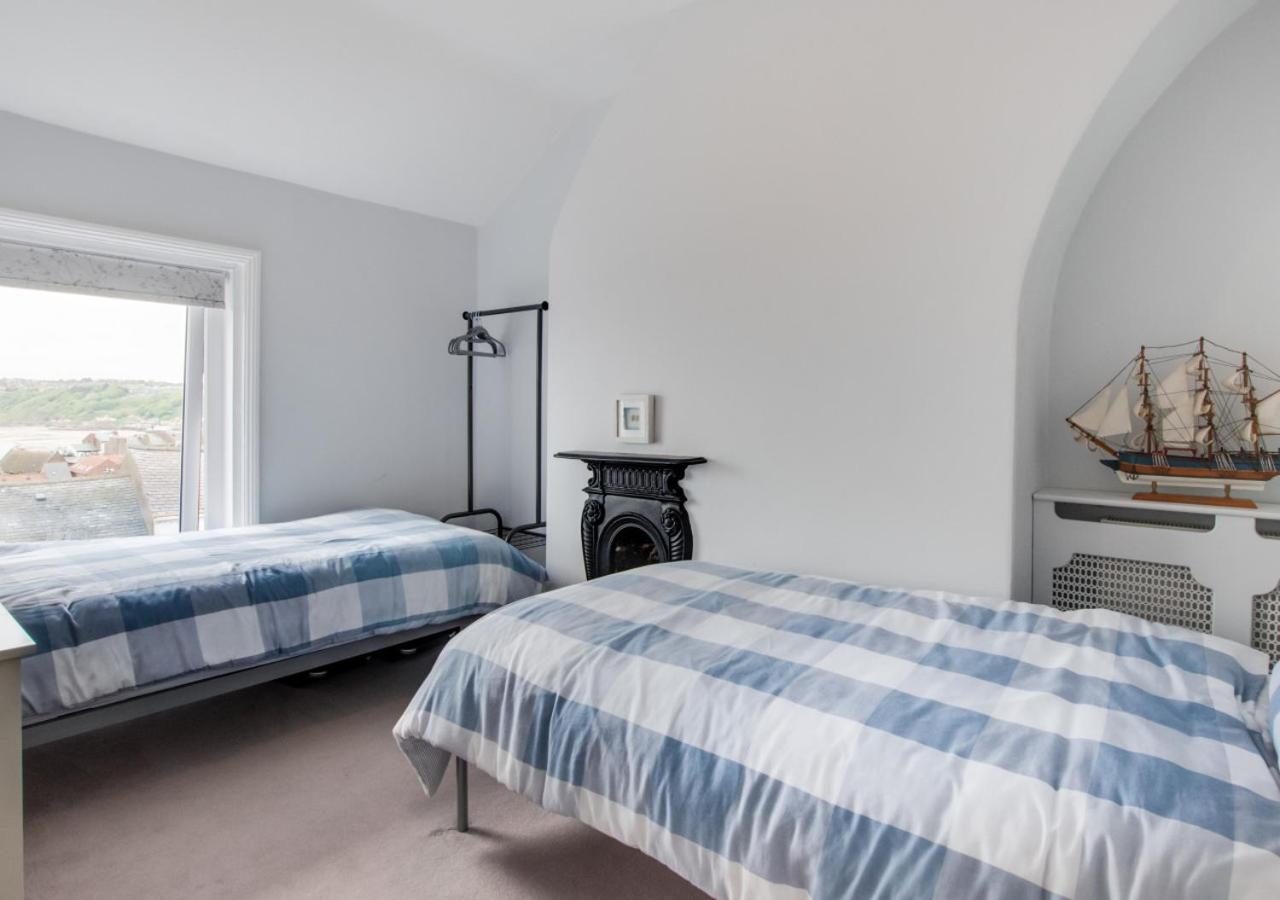 3 Bed in Scarborough oc-s113