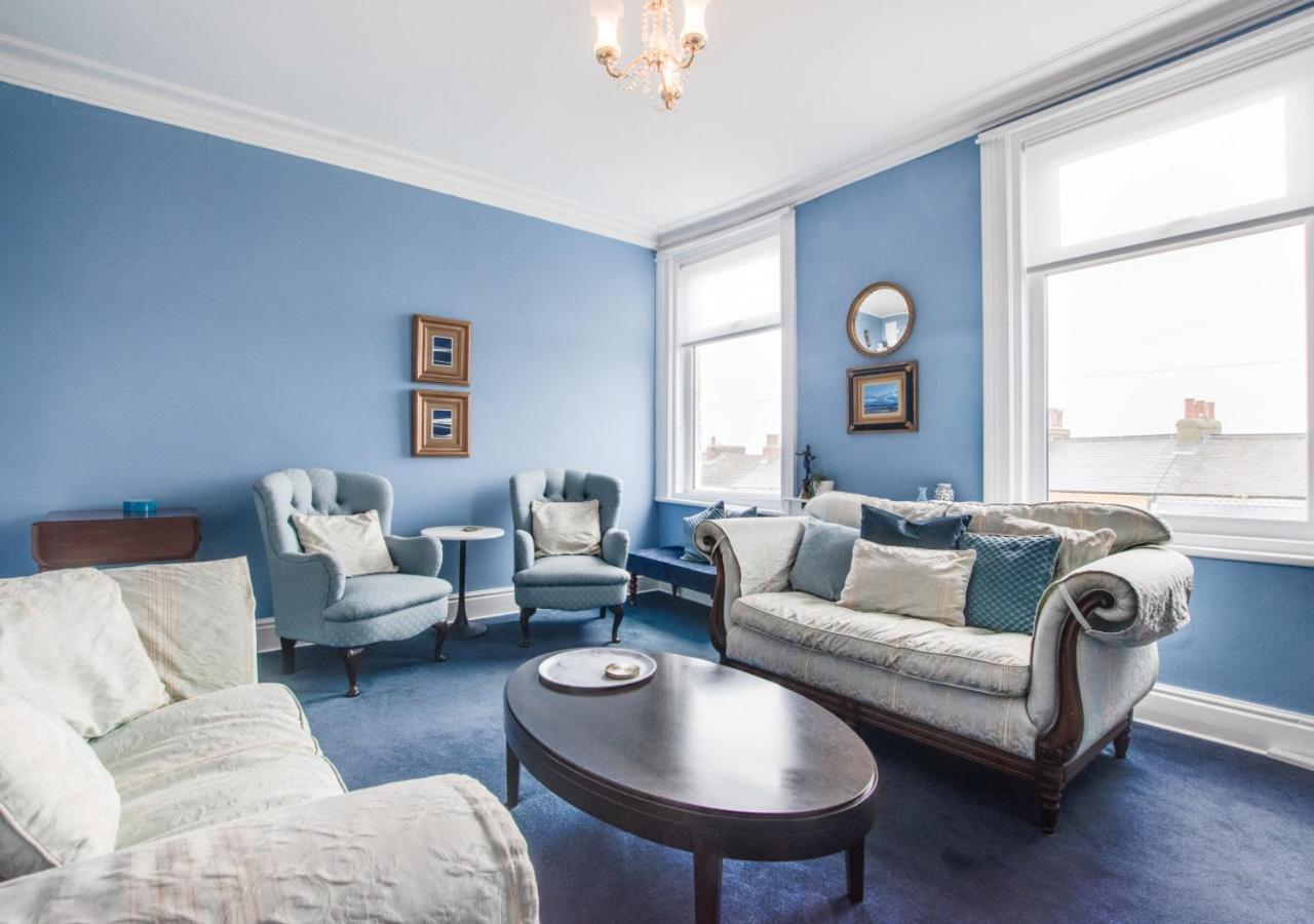 3 Bed in Scarborough oc-s113