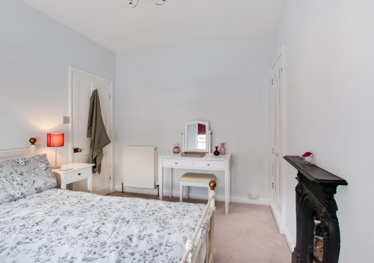 3 Bed in Scarborough oc-s113