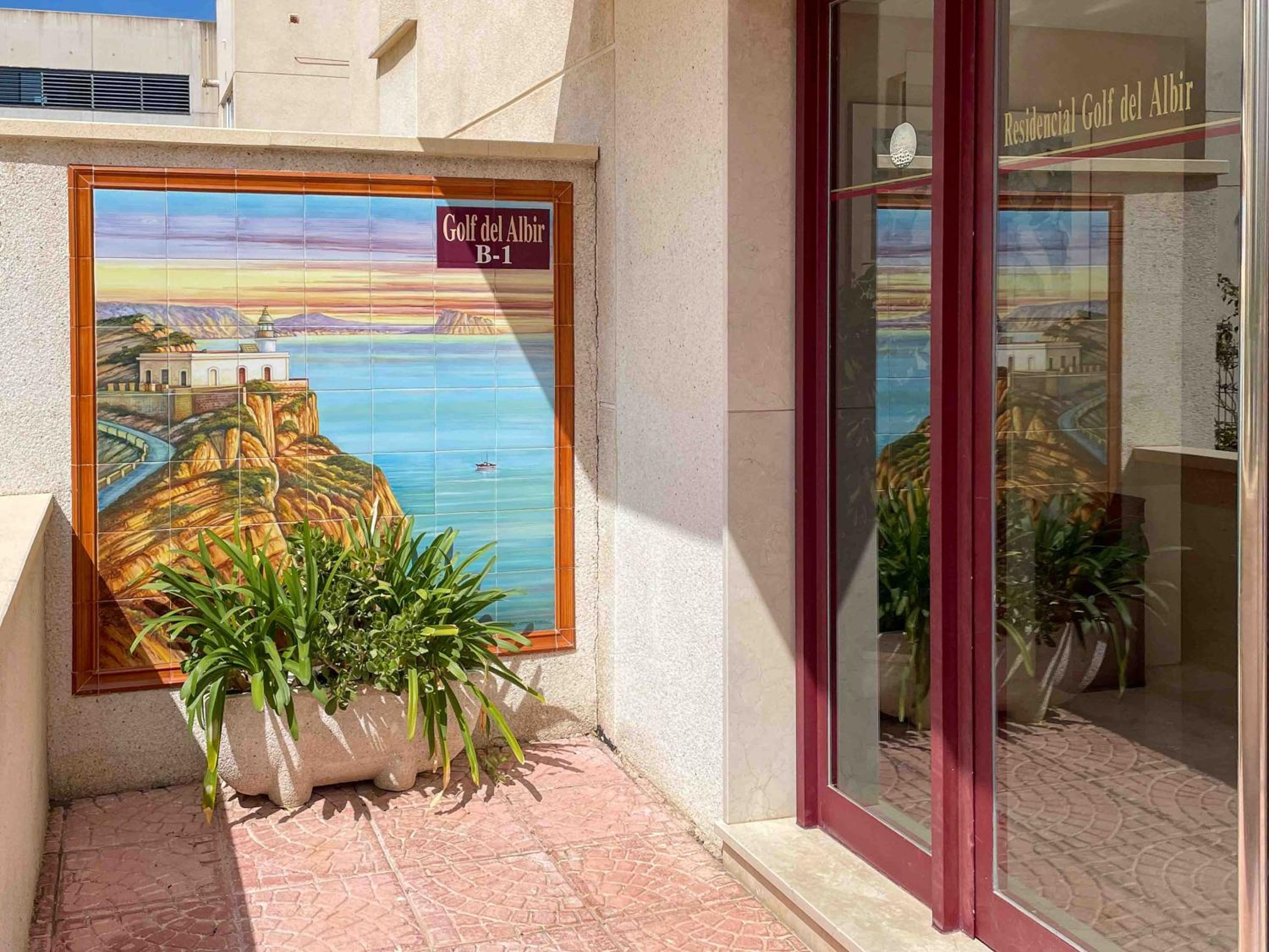 Bon Dia Albir