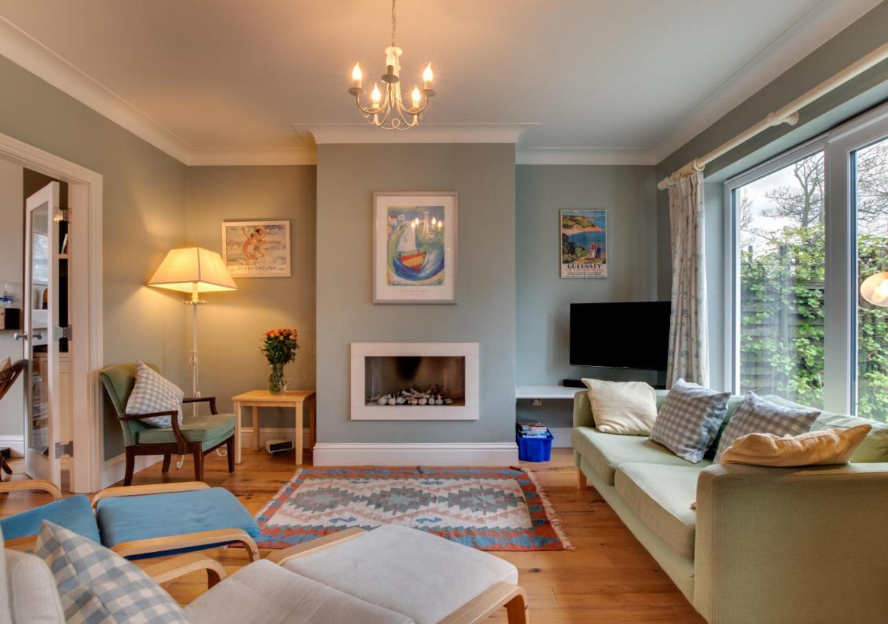 4 Bed in Filey oc-sa018