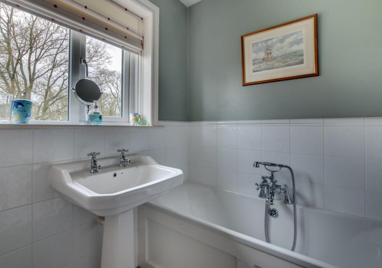 4 Bed in Filey oc-sa018