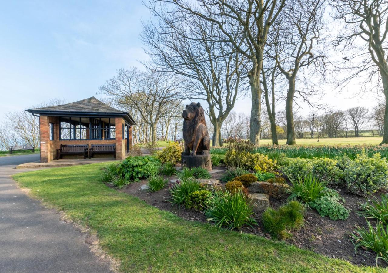 4 Bed in Filey oc-sa018