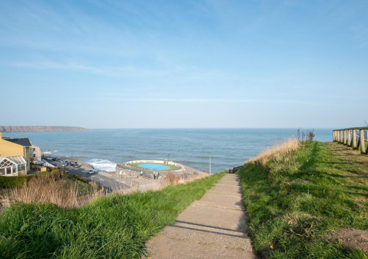 4 Bed in Filey oc-sa018