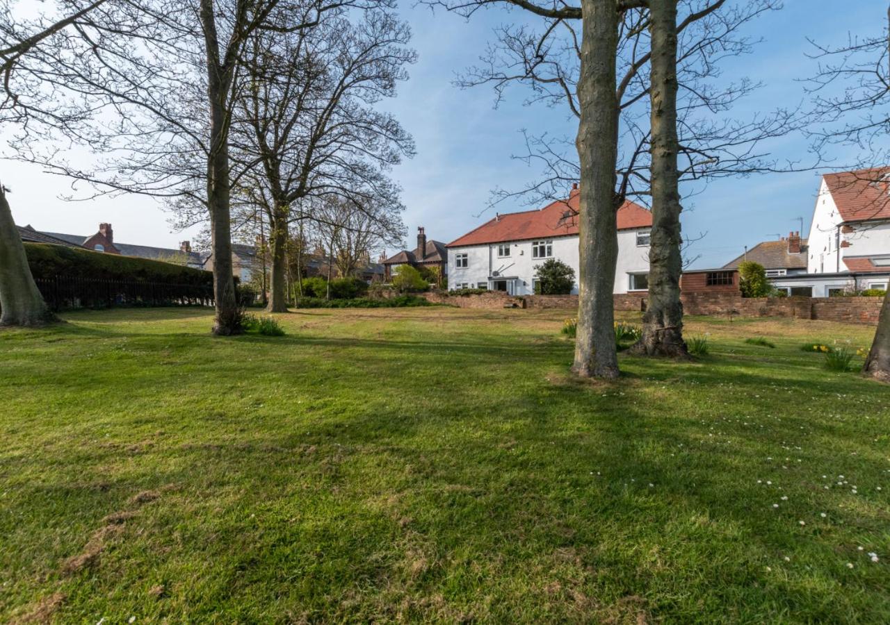 4 Bed in Filey oc-sa018