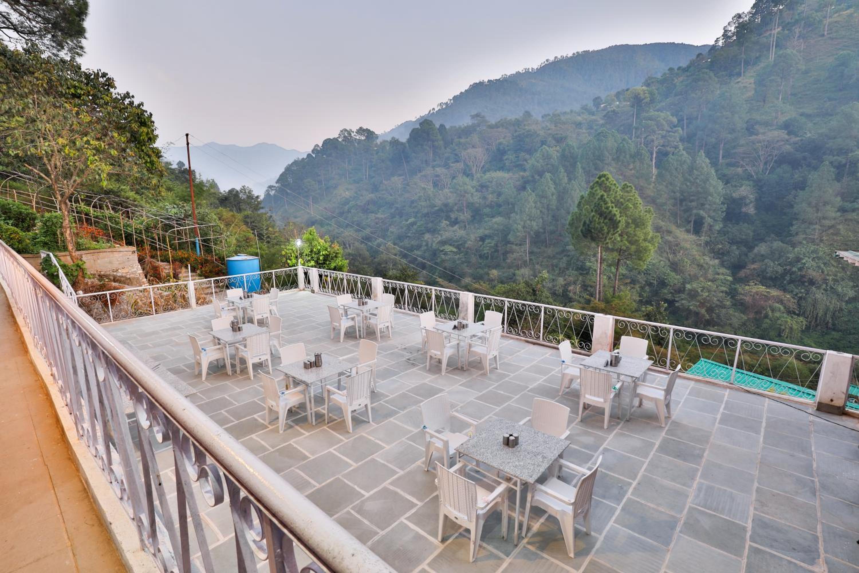 MANJARI RESORT