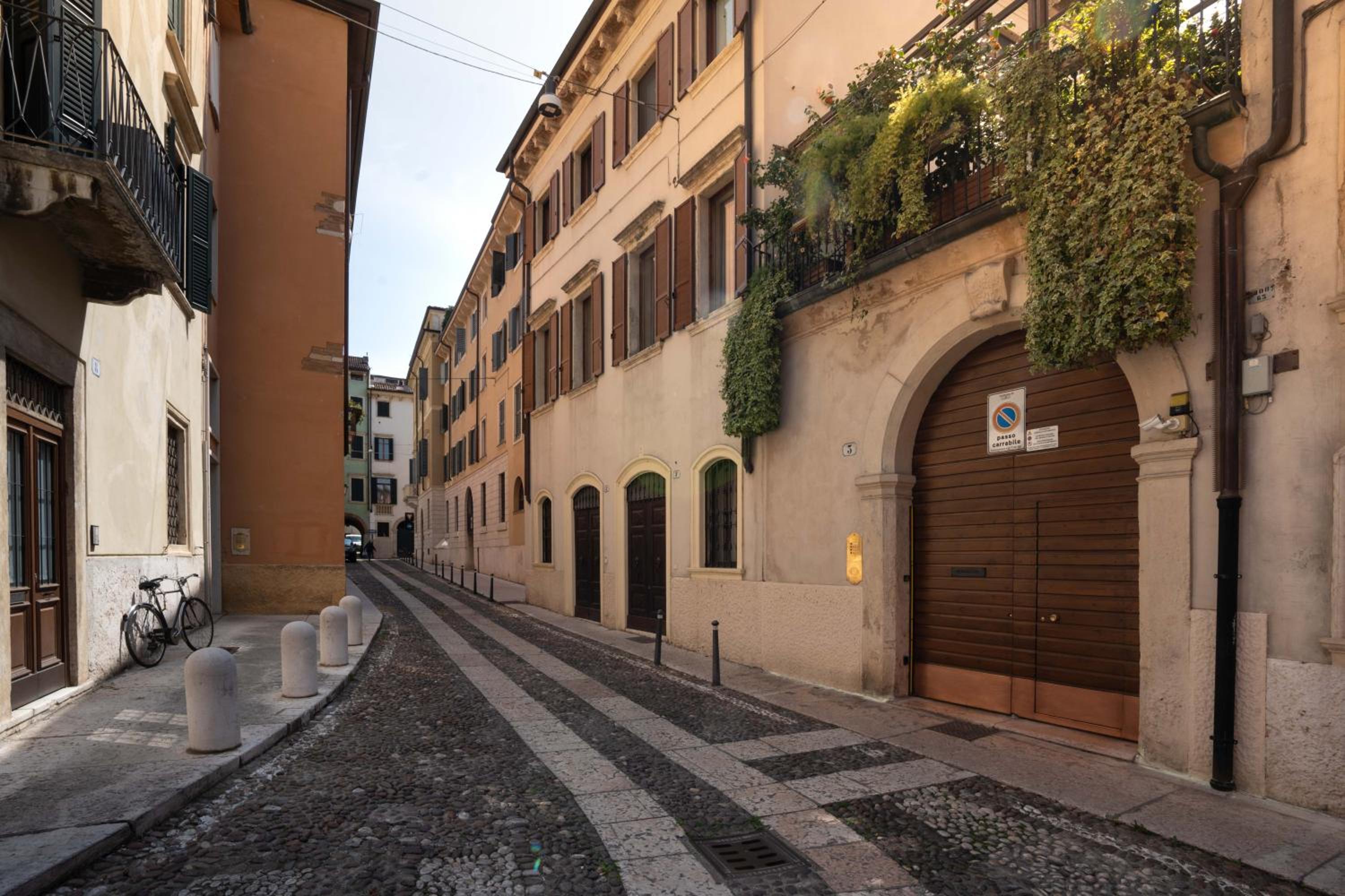 Romeo and Juliet Apartments view 3
