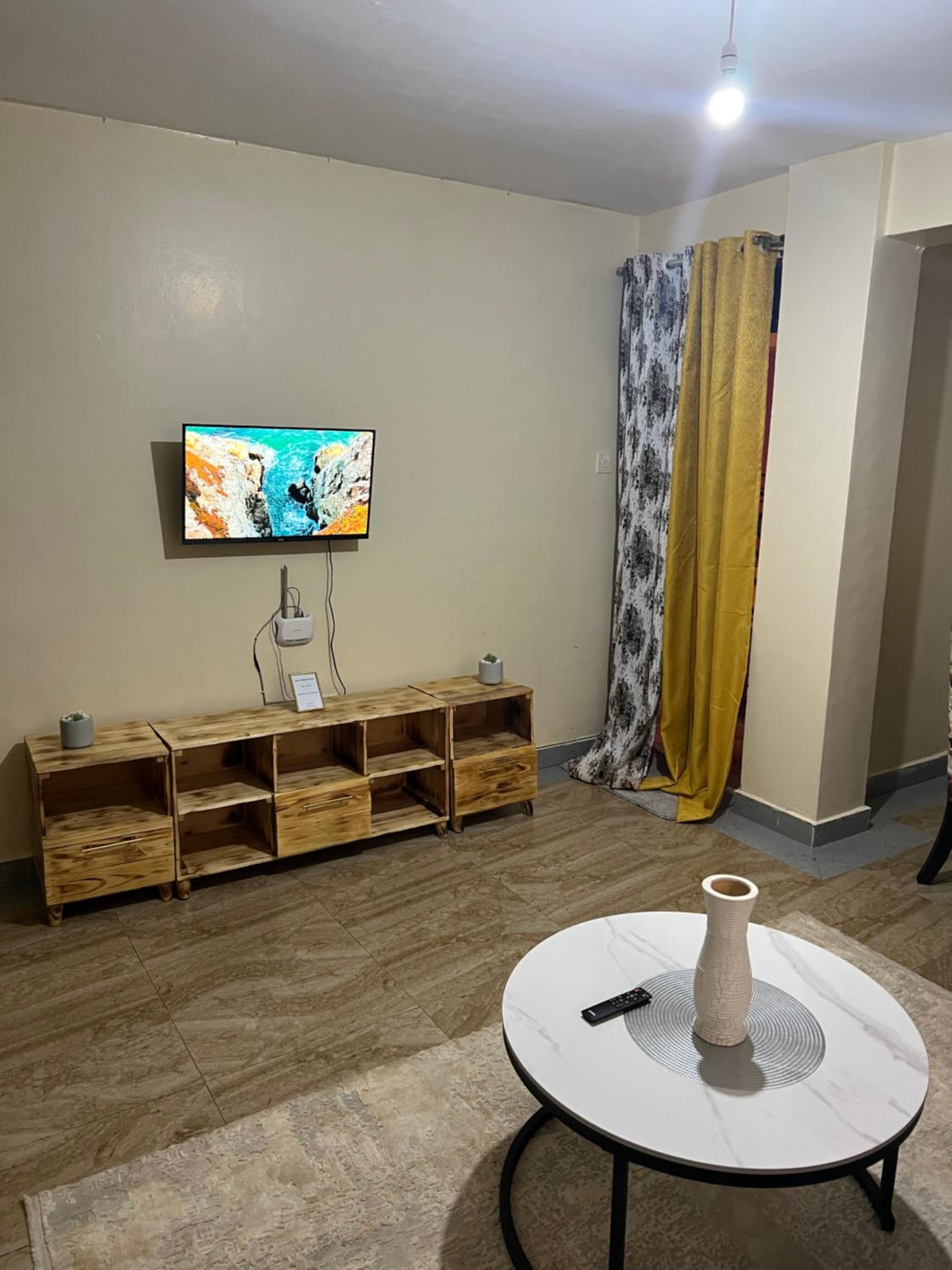 Fully Furnished 2br Apartment King'ong'o Nyeri - Youngsky view 4