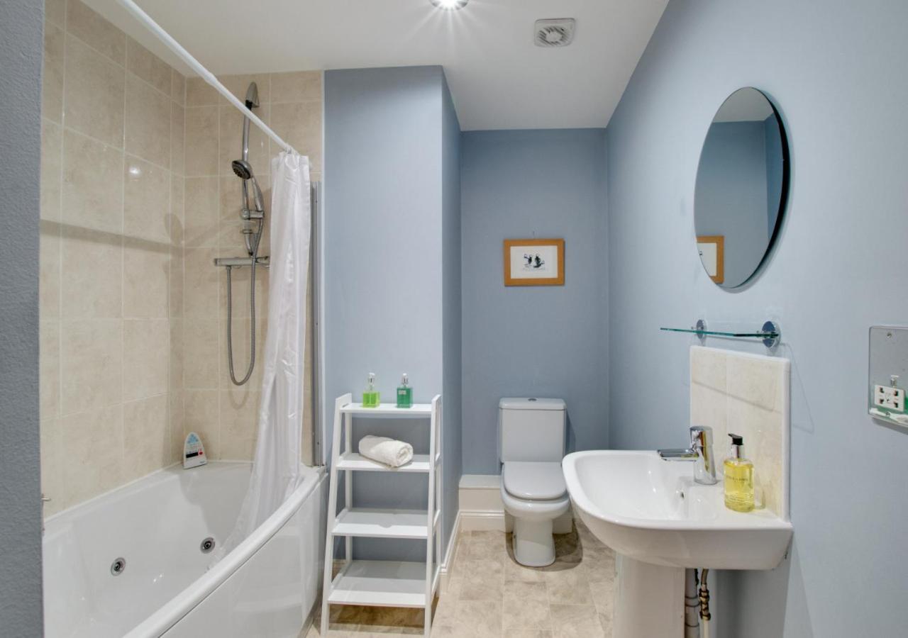 5 Bed in Beadnell oc-26743
