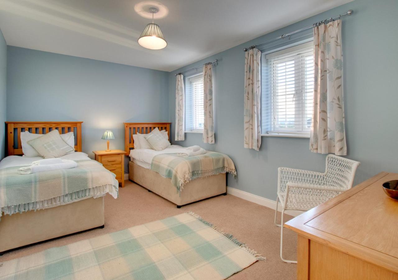 5 Bed in Beadnell oc-26743