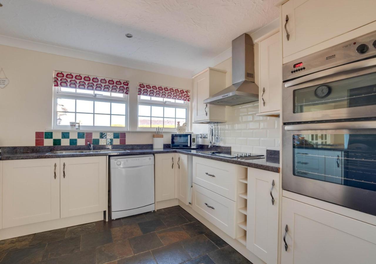 4 Bed in Bamburgh oc-gd0268