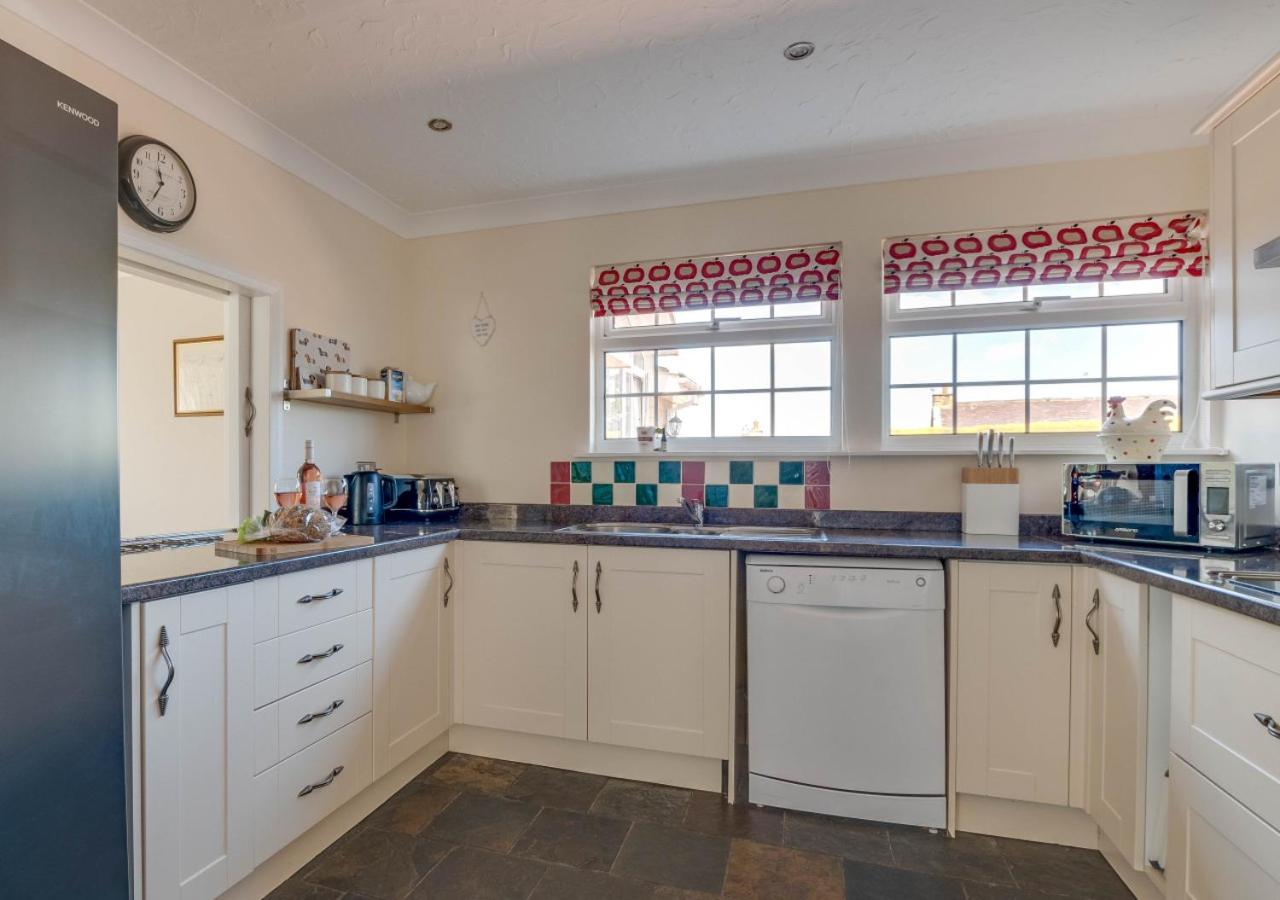 4 Bed in Bamburgh oc-gd0268