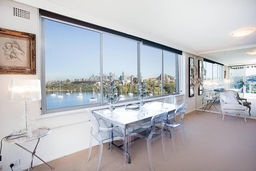360 Waterfront near Taronga Zoo Sydney with BBQ, Pool & Parking