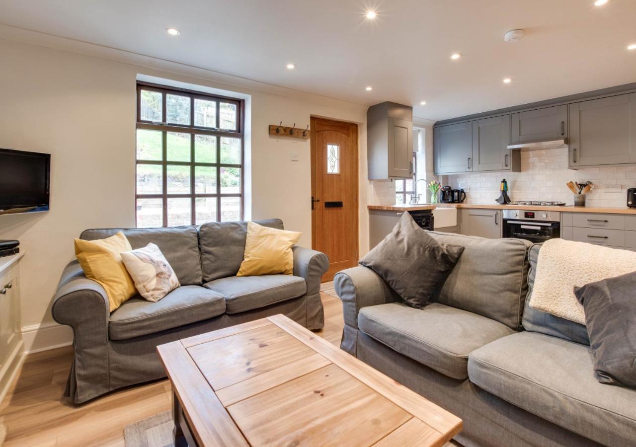 2 Bed in Whitby oc-w904 view 4