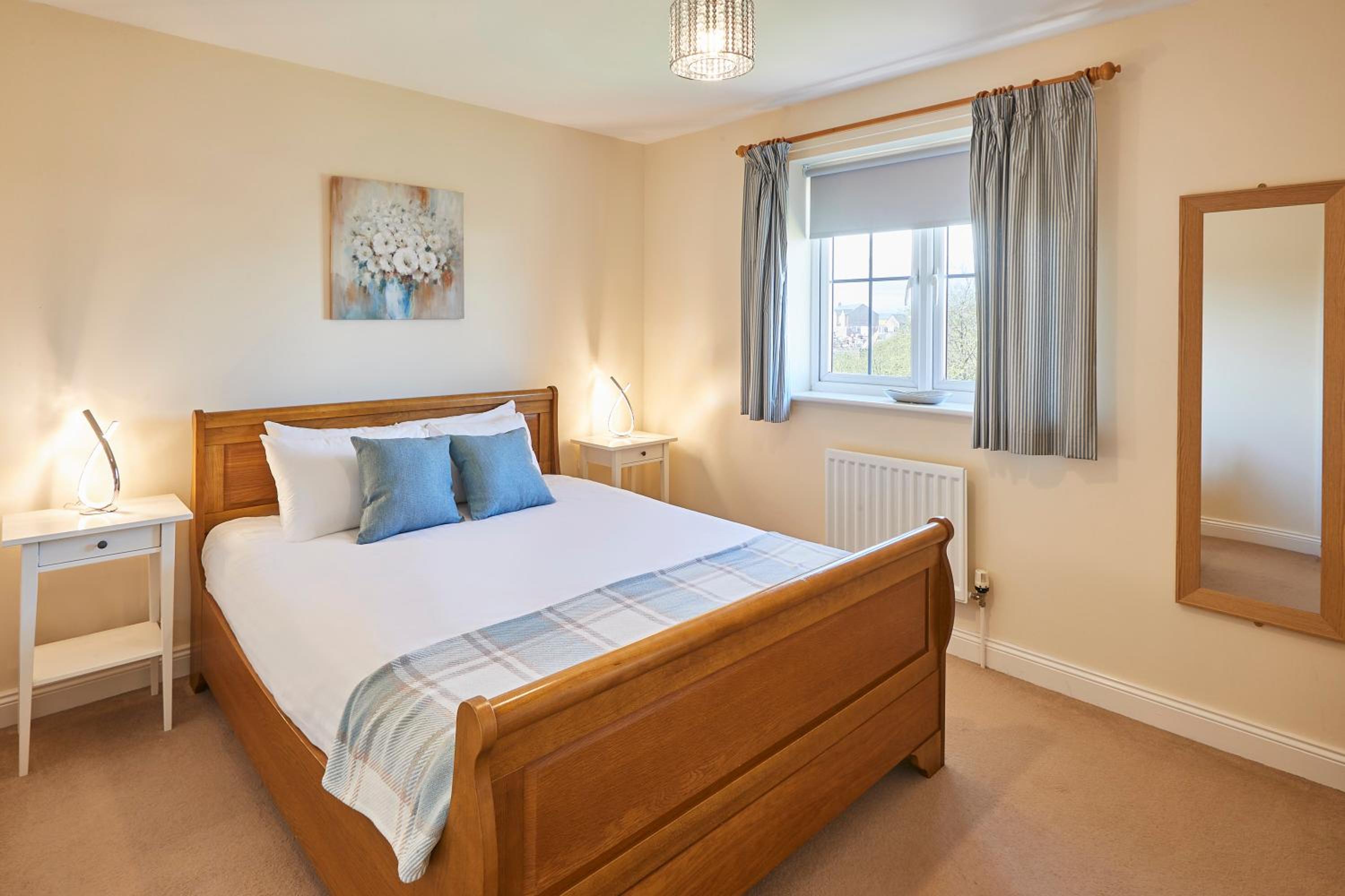 Host & Stay - Driftwood view 2