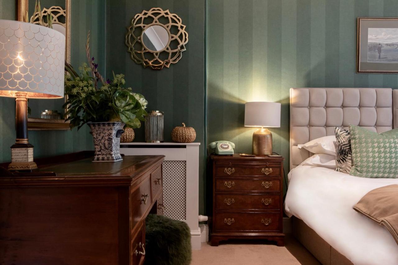 Stroud Vacations - Burleigh Court Hotel - Property Image 36