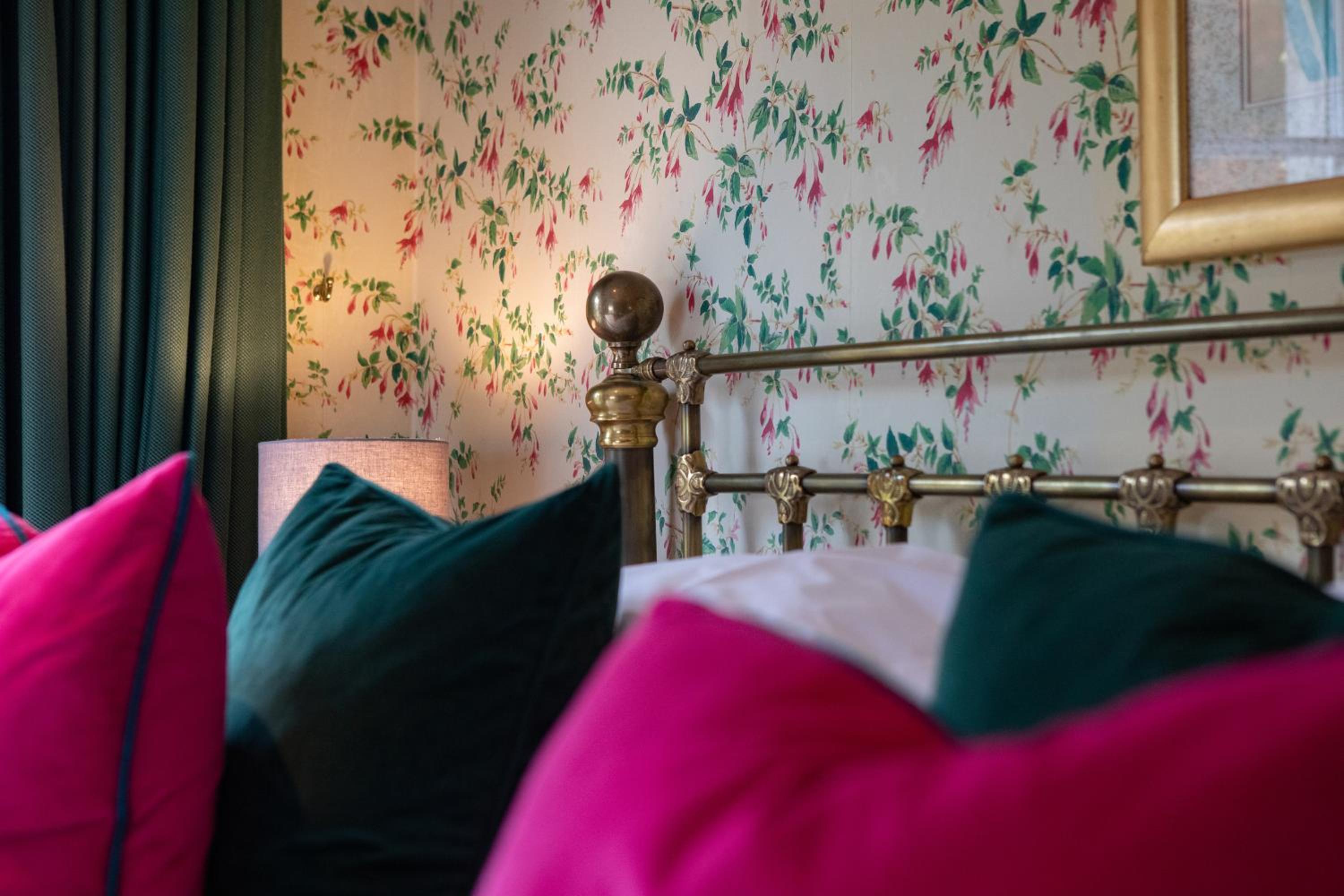 Stroud Vacations - Burleigh Court Hotel - Property Image 55