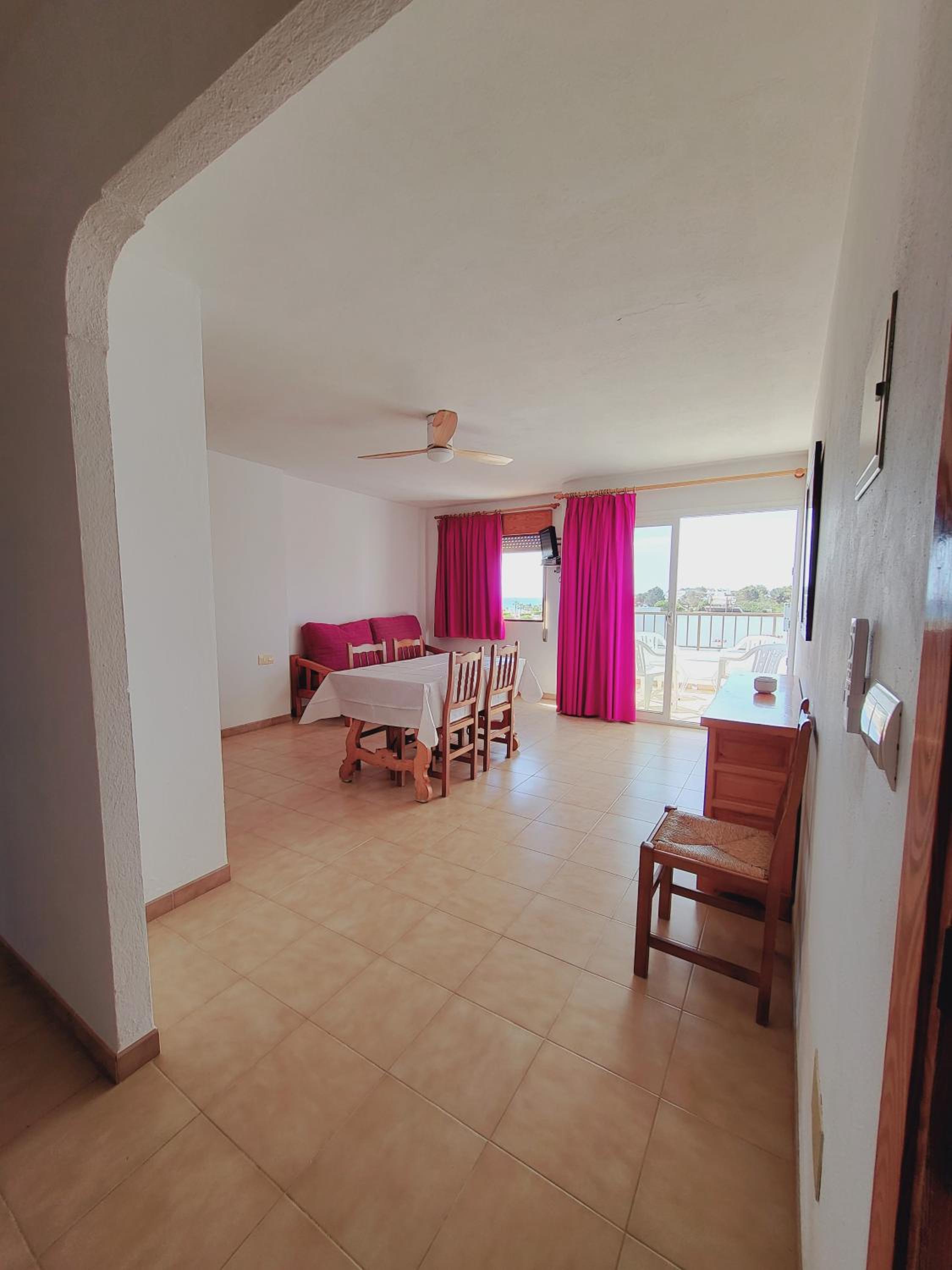 Apartamentos Mar Bella photo 2
