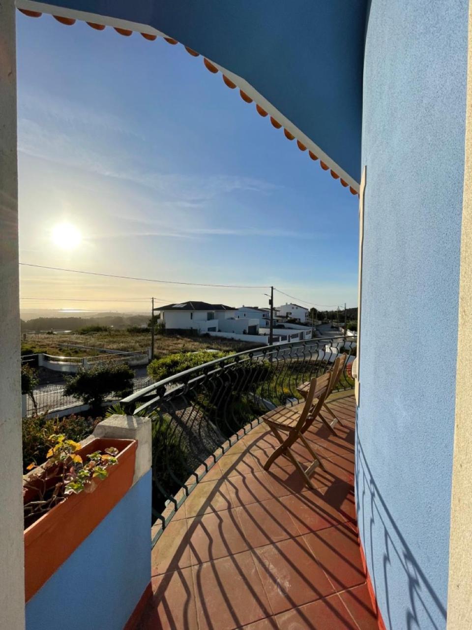 NO CEU - A fully private flat in the sky with Ocean view