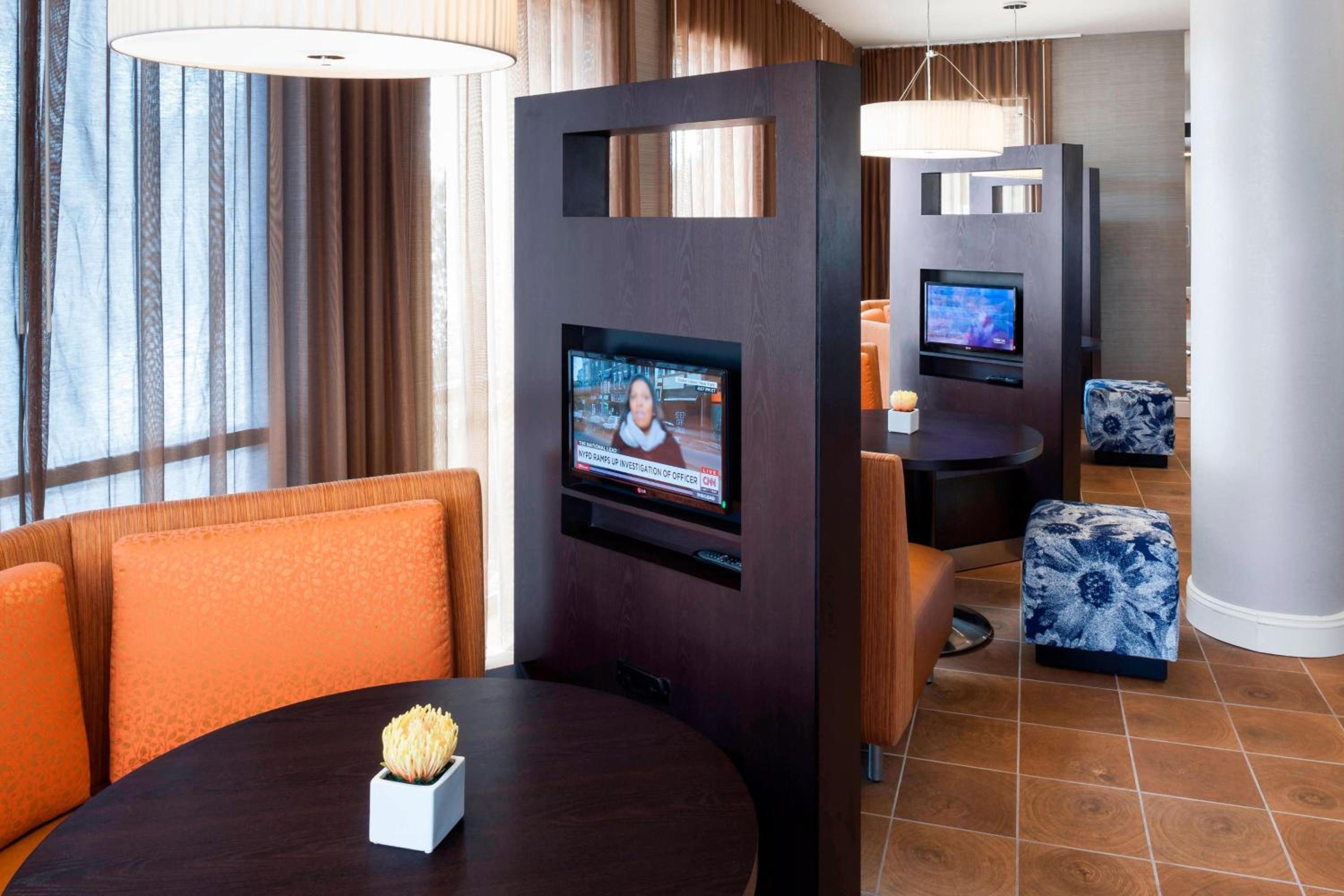Courtyard by Marriott Houston North/Shenandoah - Property Image 20