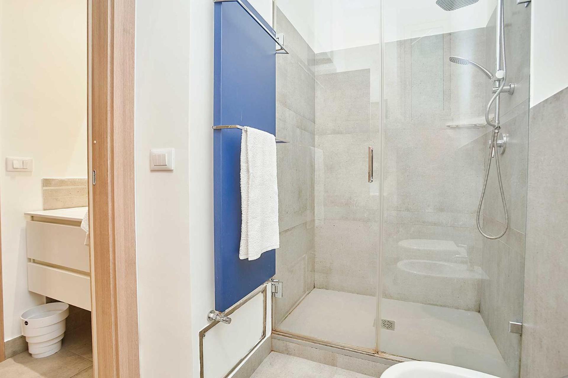KMC suites - Purple photo 4
