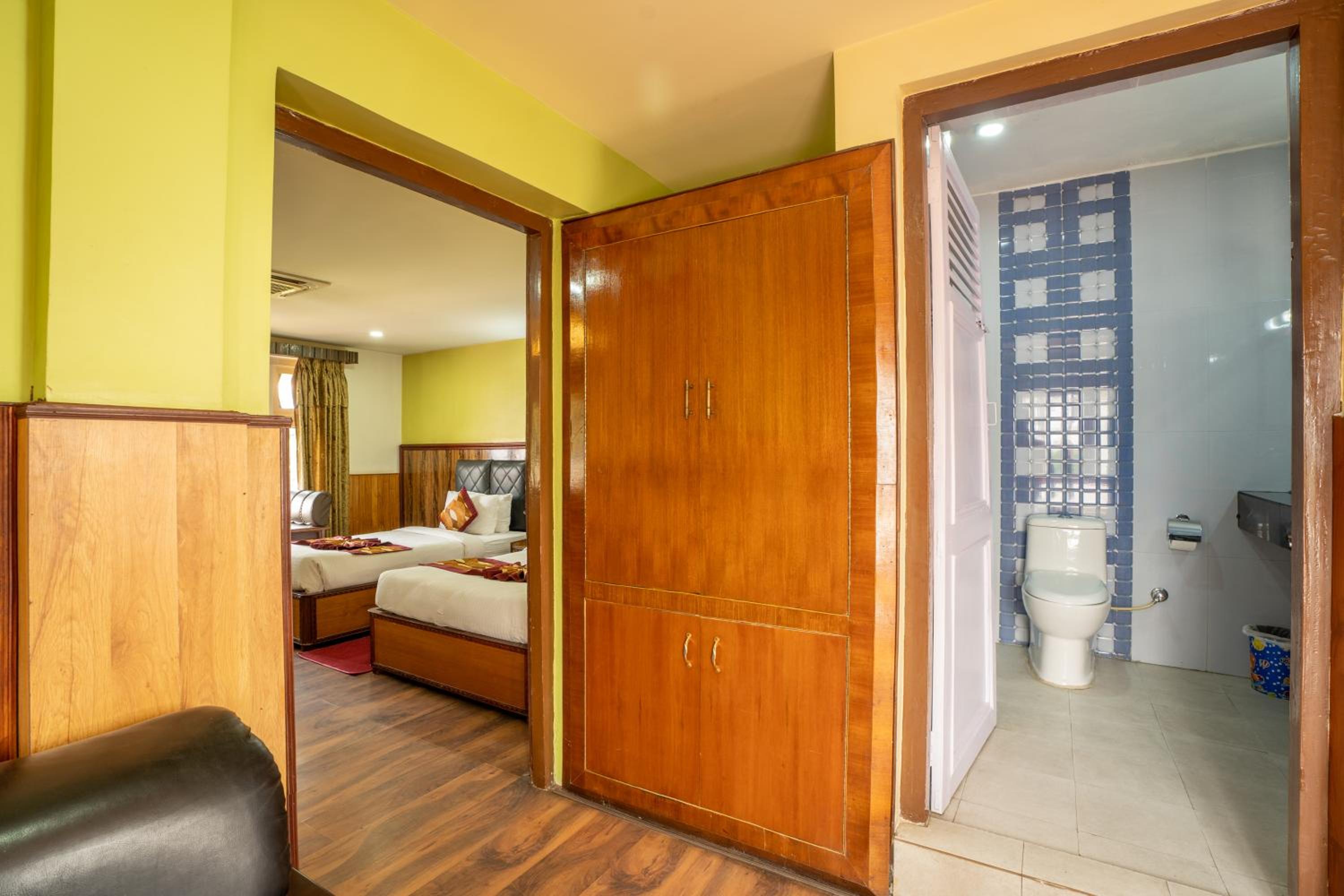 Avocado Orchid Resort