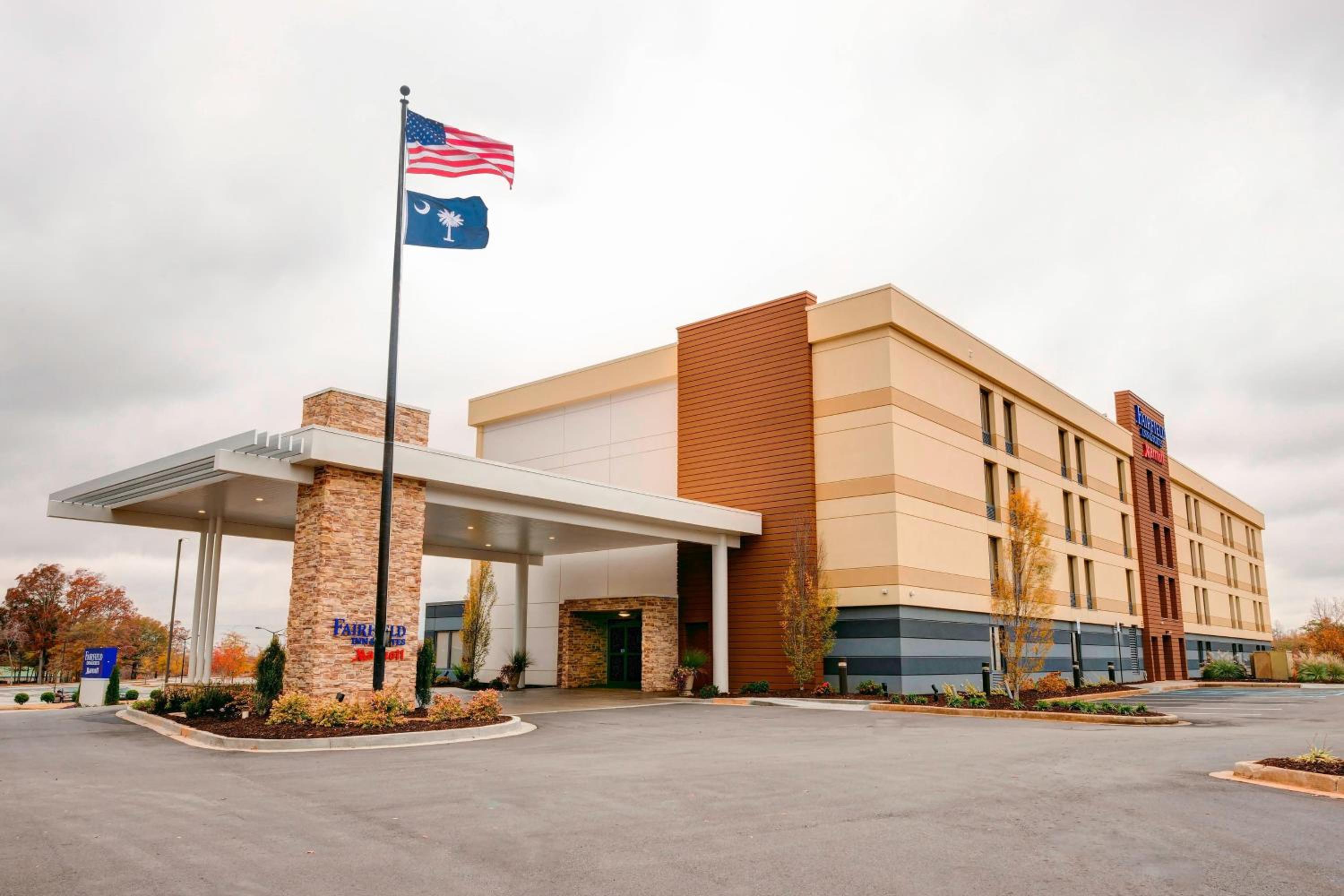 Hotel Fairfield Inn & Suites by Marriott Greenville Simpsonville - Image 1