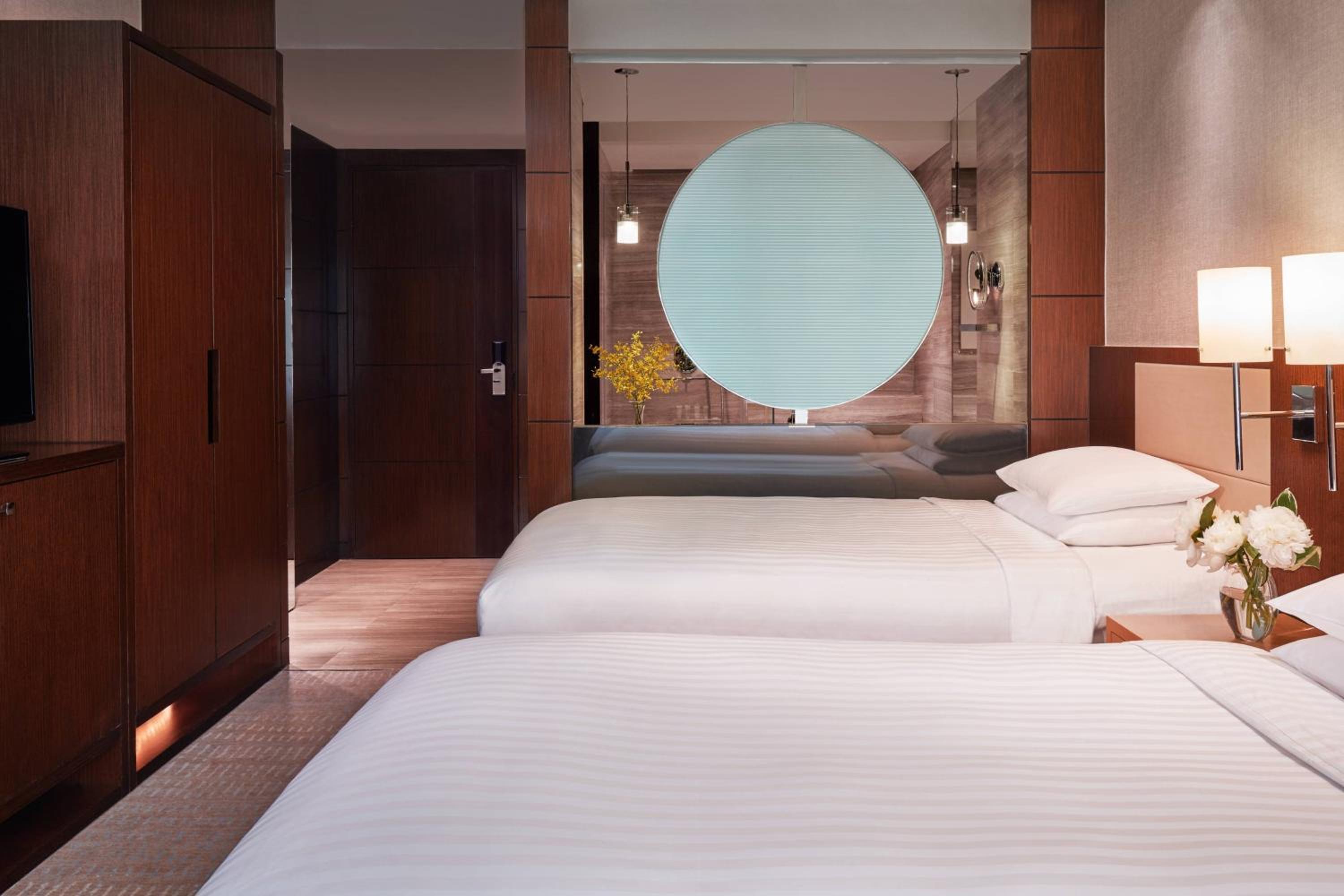 Courtyard by Marriott Hong Kong
